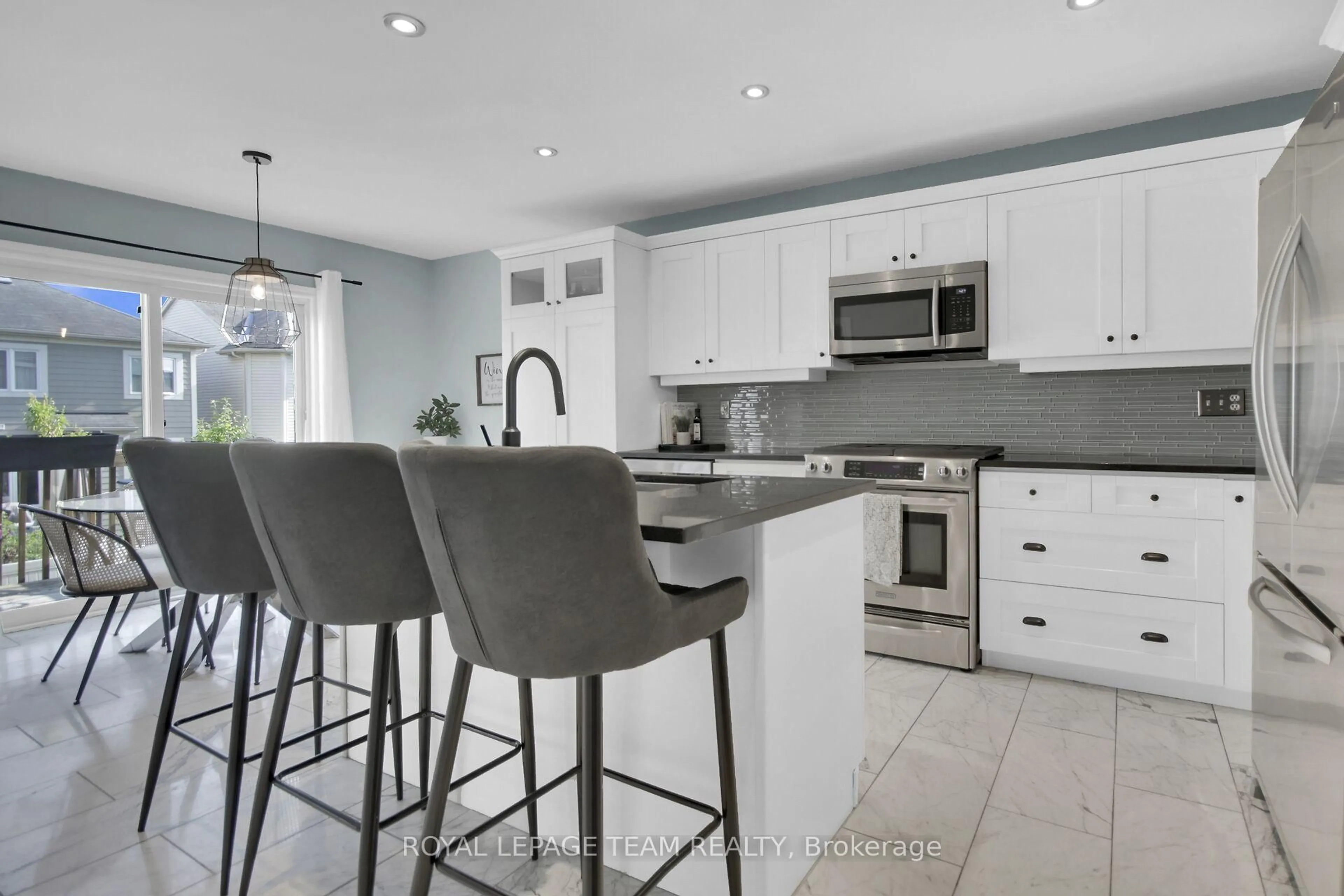 Open concept kitchen, ceramic/tile floor for 3516 Cambrian Rd, Ottawa Ontario K2J 0V1
