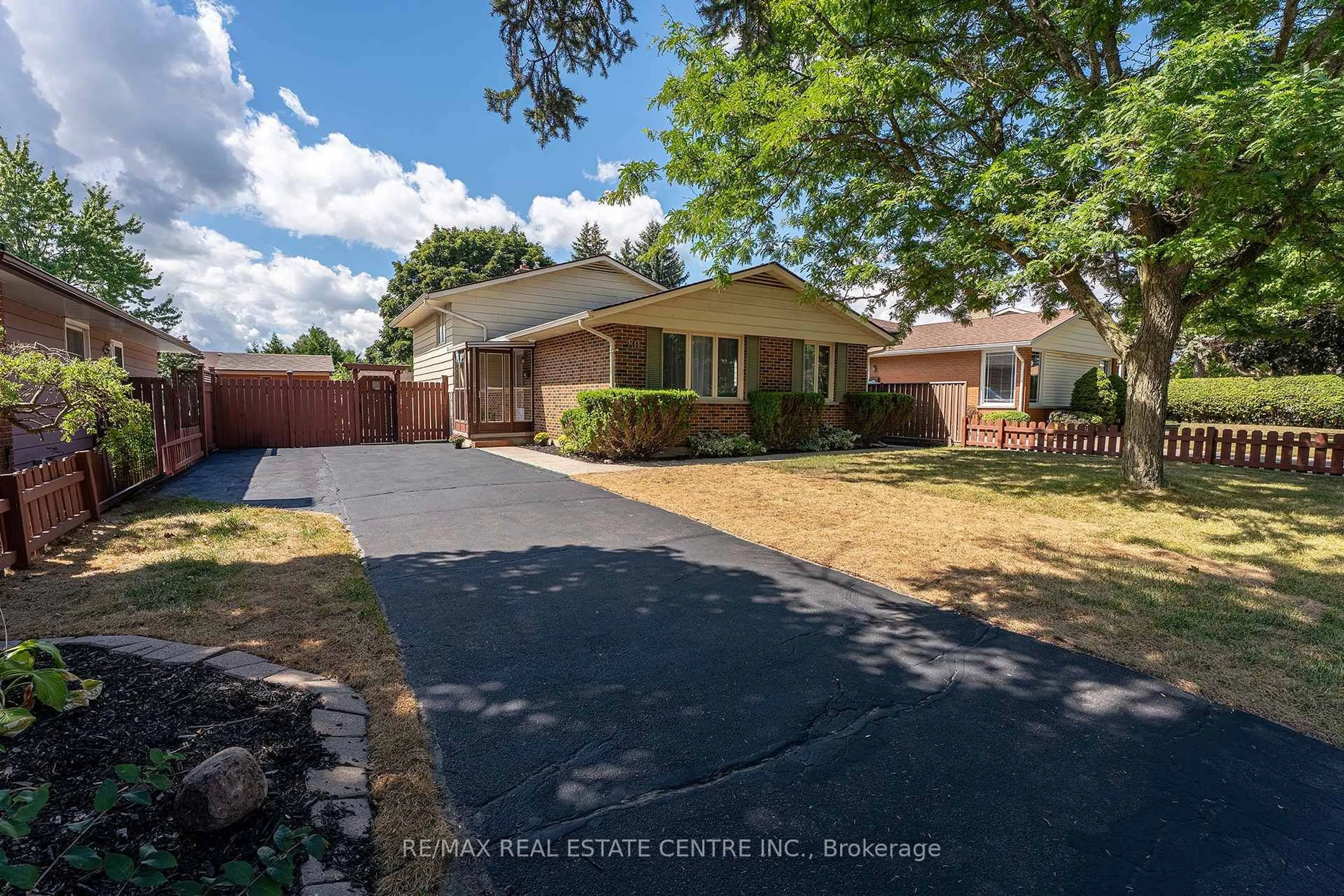 Unknown for 80 Rouse Ave, Cambridge Ontario N1R 4M8