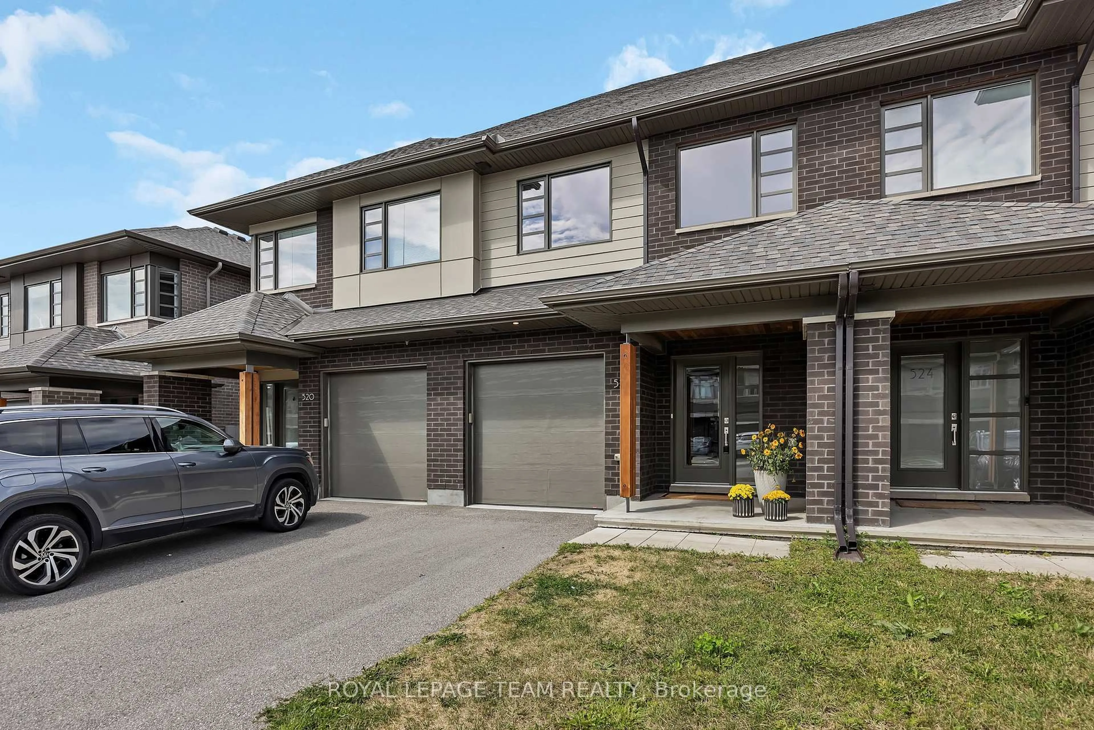 Home with brick exterior material, street for 522 Borbridge Ave, Ottawa Ontario K4M 0H9
