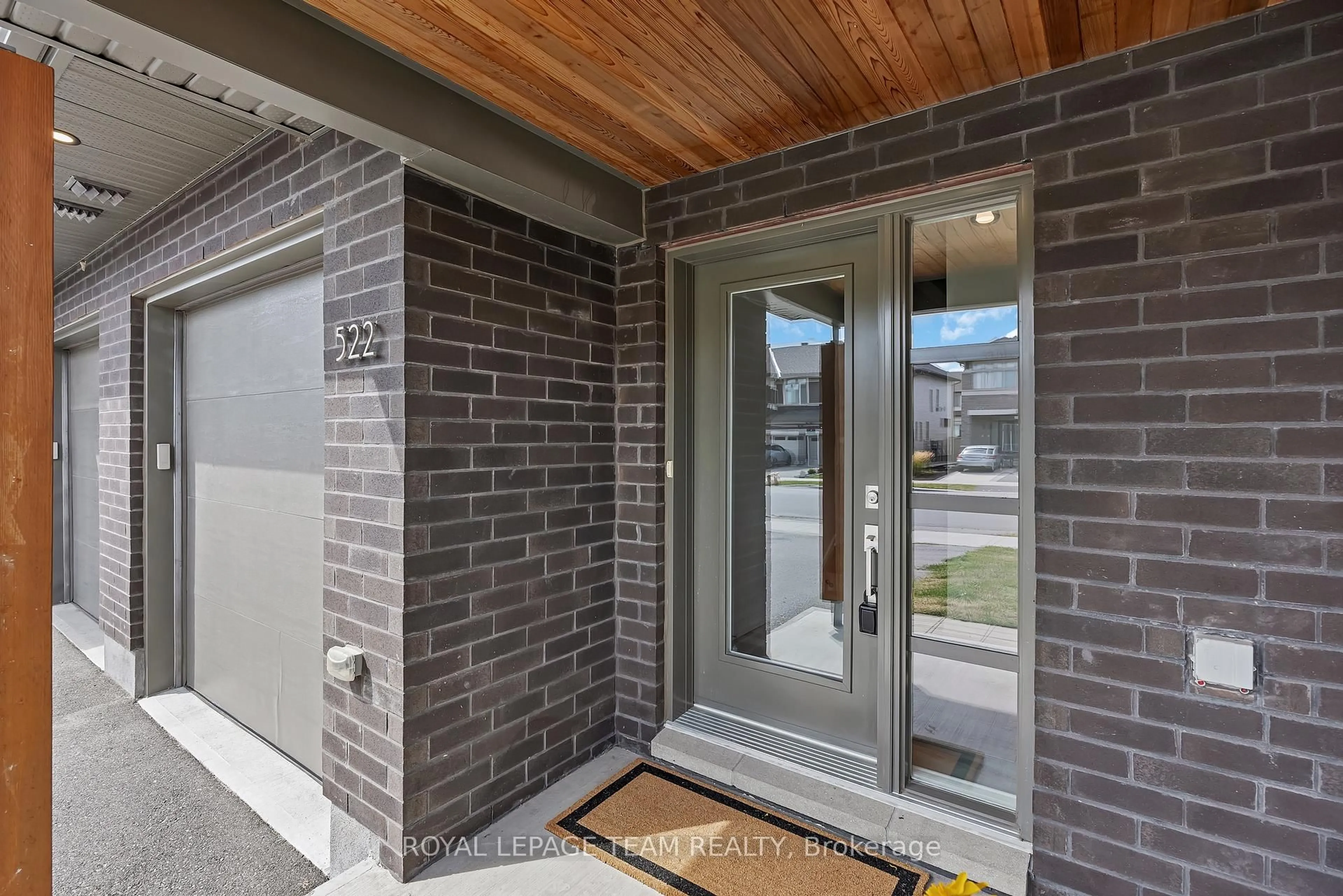 Home with brick exterior material, street for 522 Borbridge Ave, Ottawa Ontario K4M 0H9