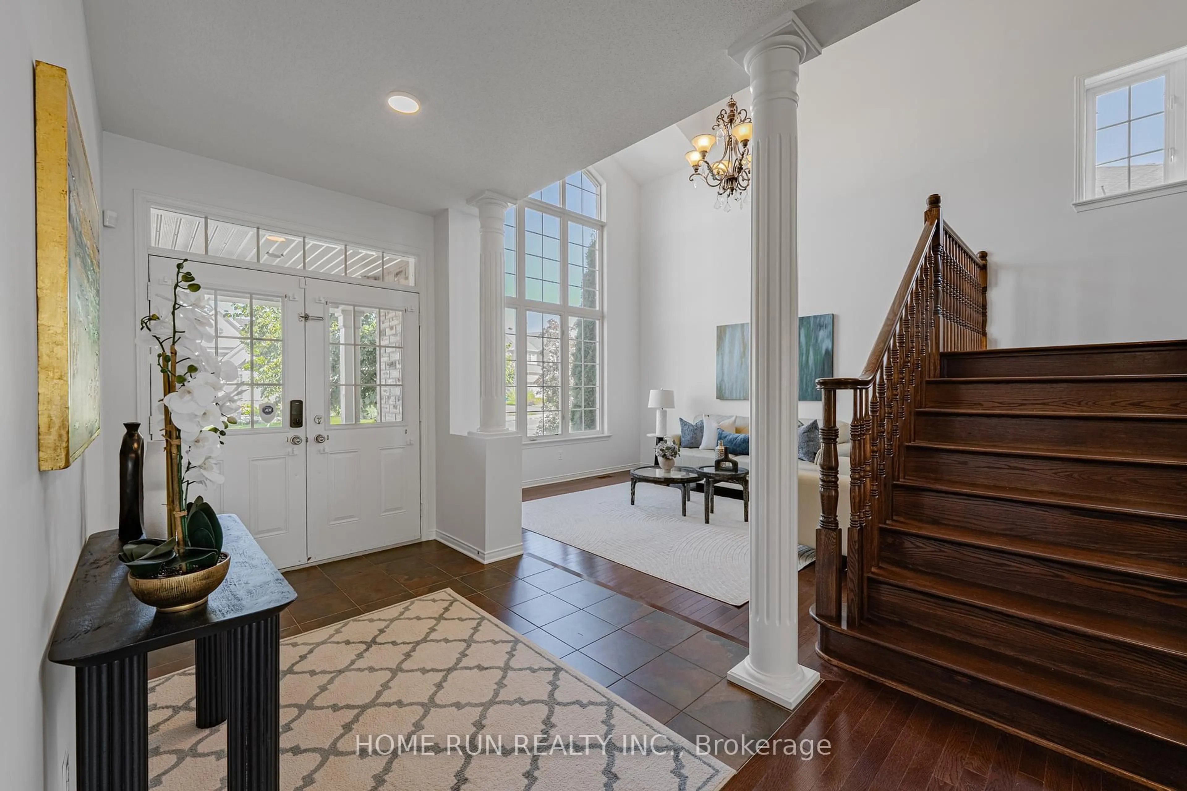 Indoor entryway for 763 Kilbirnie Dr, Ottawa Ontario K2J 0M2