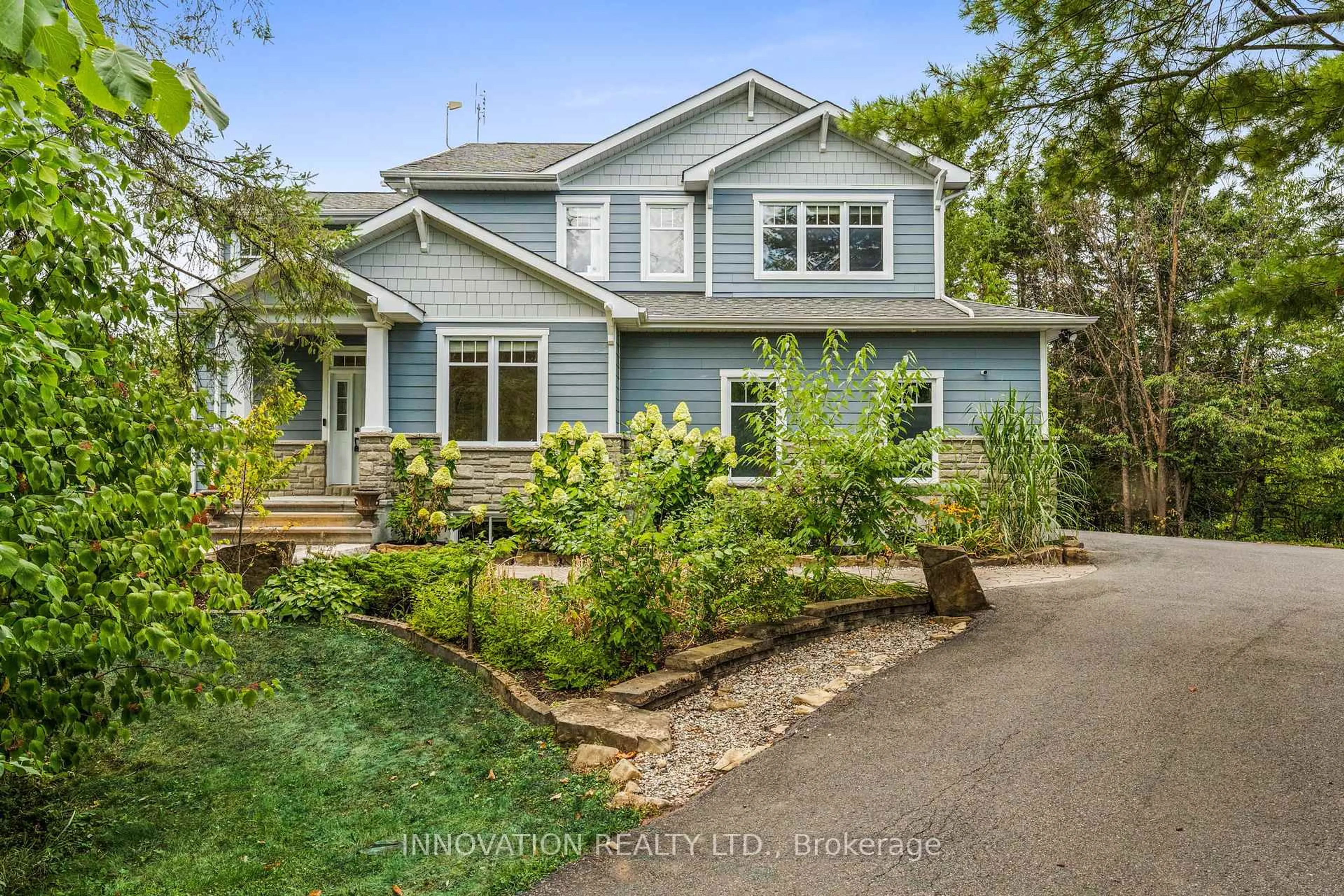 Home with vinyl exterior material, street for 199 Blackberry Way, Ottawa Ontario K0A 1T0