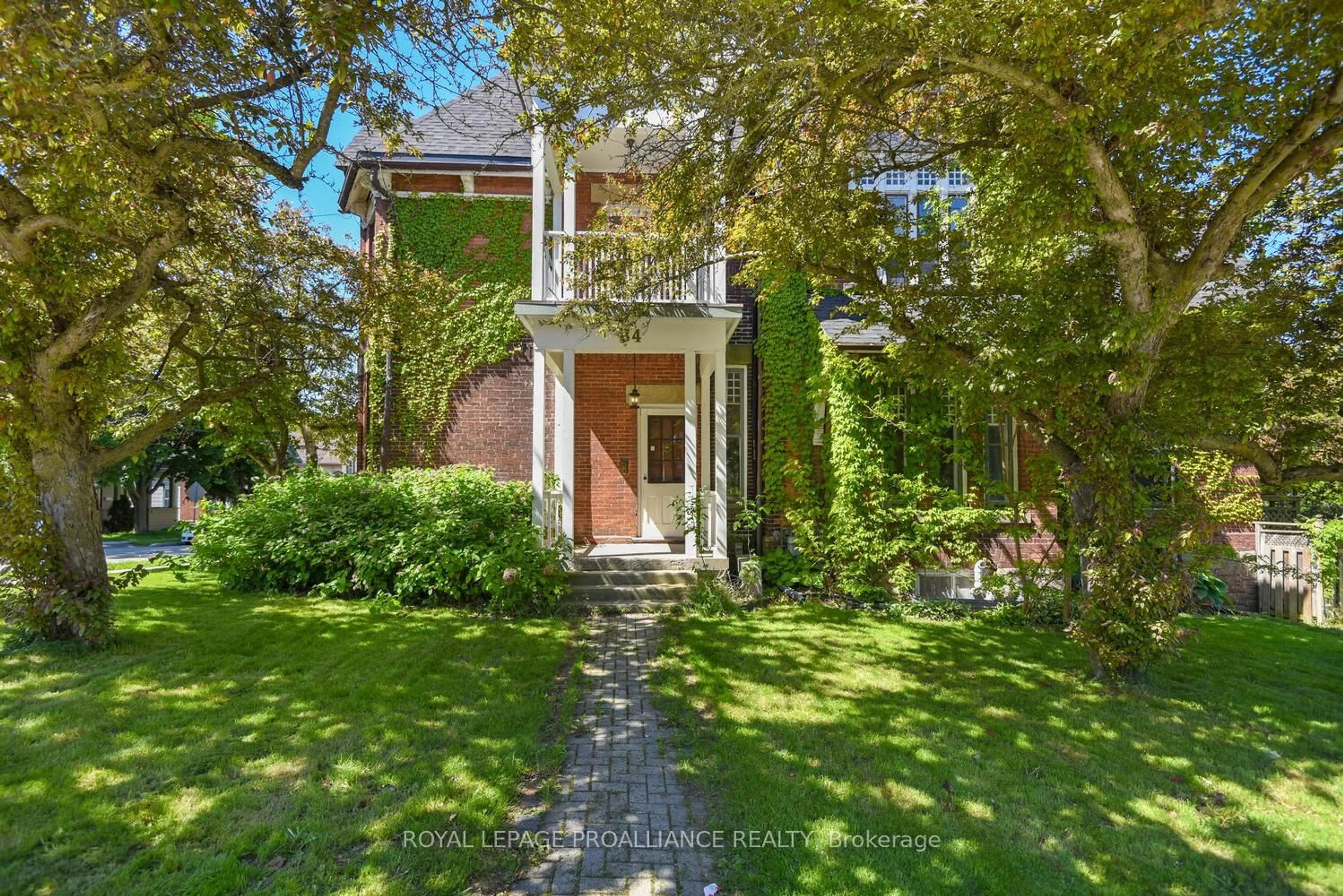 Home with brick exterior material, street for 84 Park St, Brockville Ontario K6V 2G7