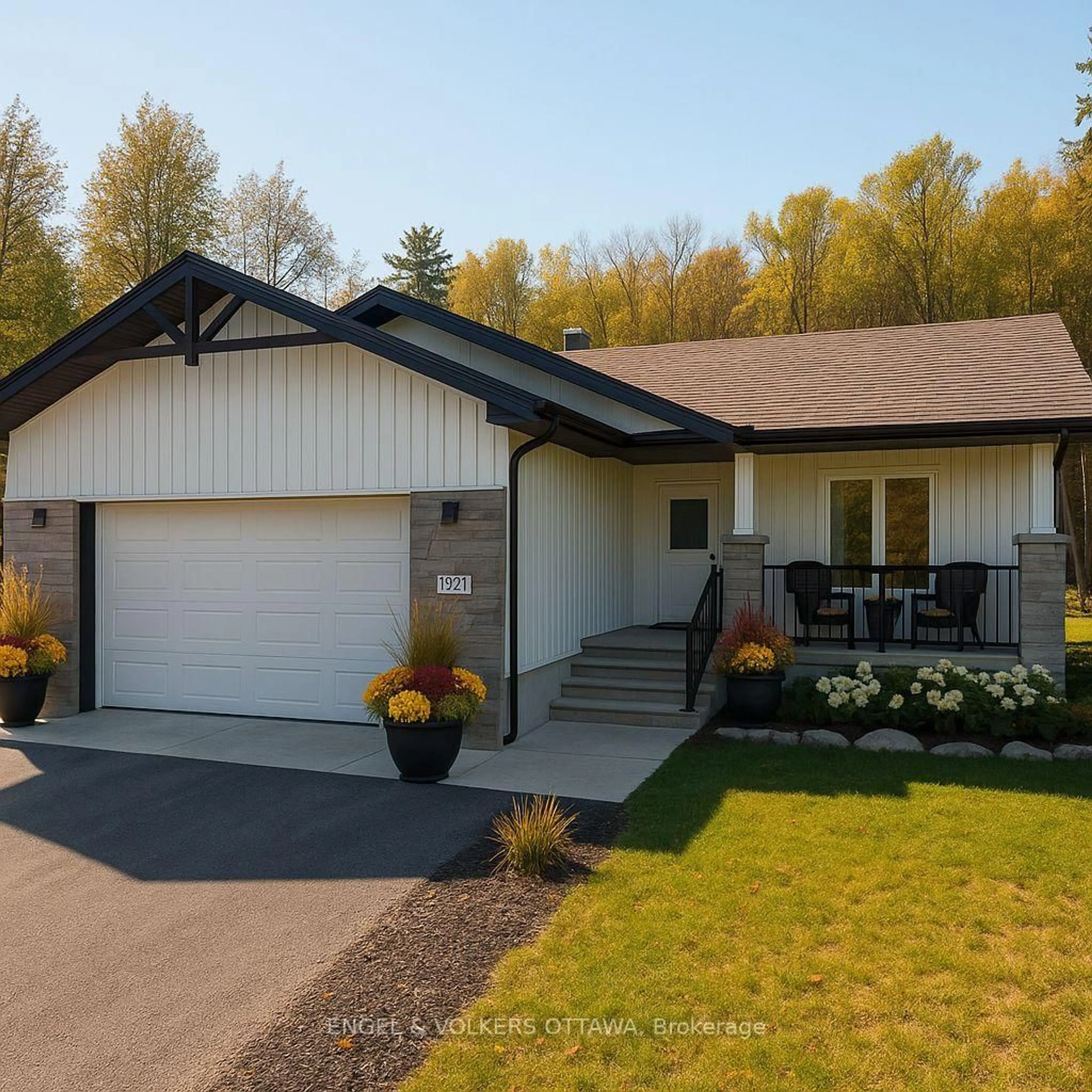 Home with vinyl exterior material, street for 397 Lime Kiln Rd, Renfrew Ontario K7V 3Z4