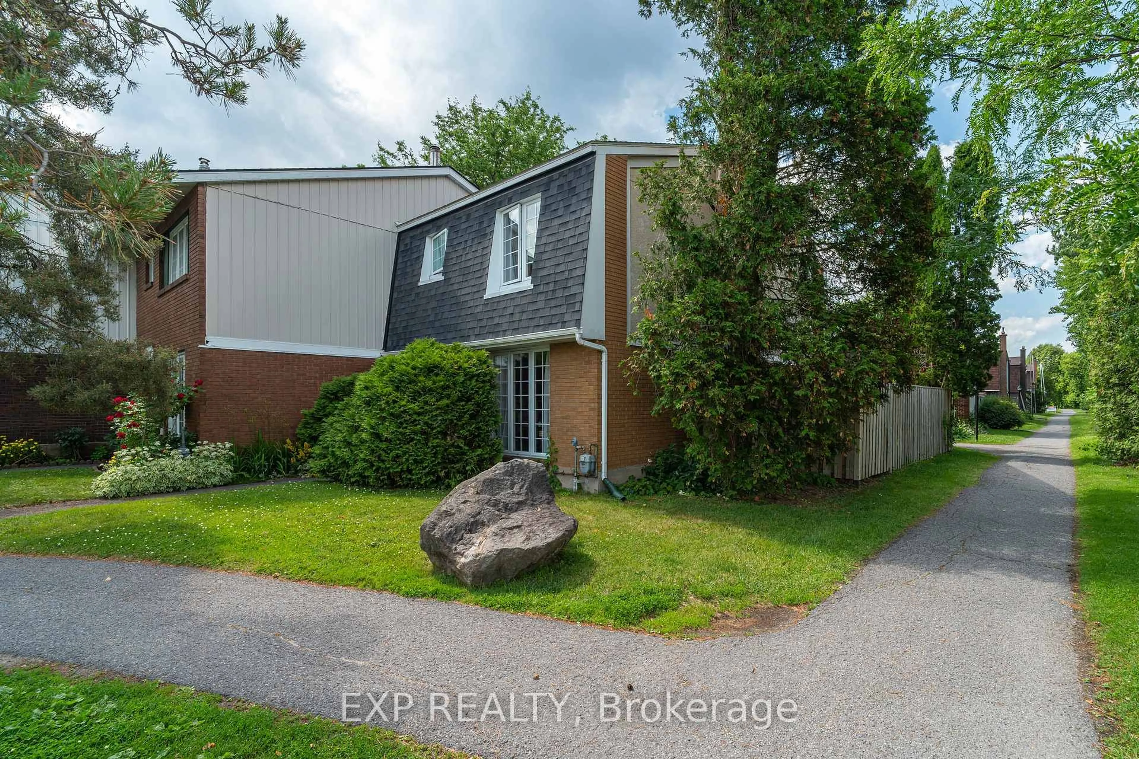 Unknown for 1029 Meadowlands Dr #65, Ottawa Ontario K2C 0K5