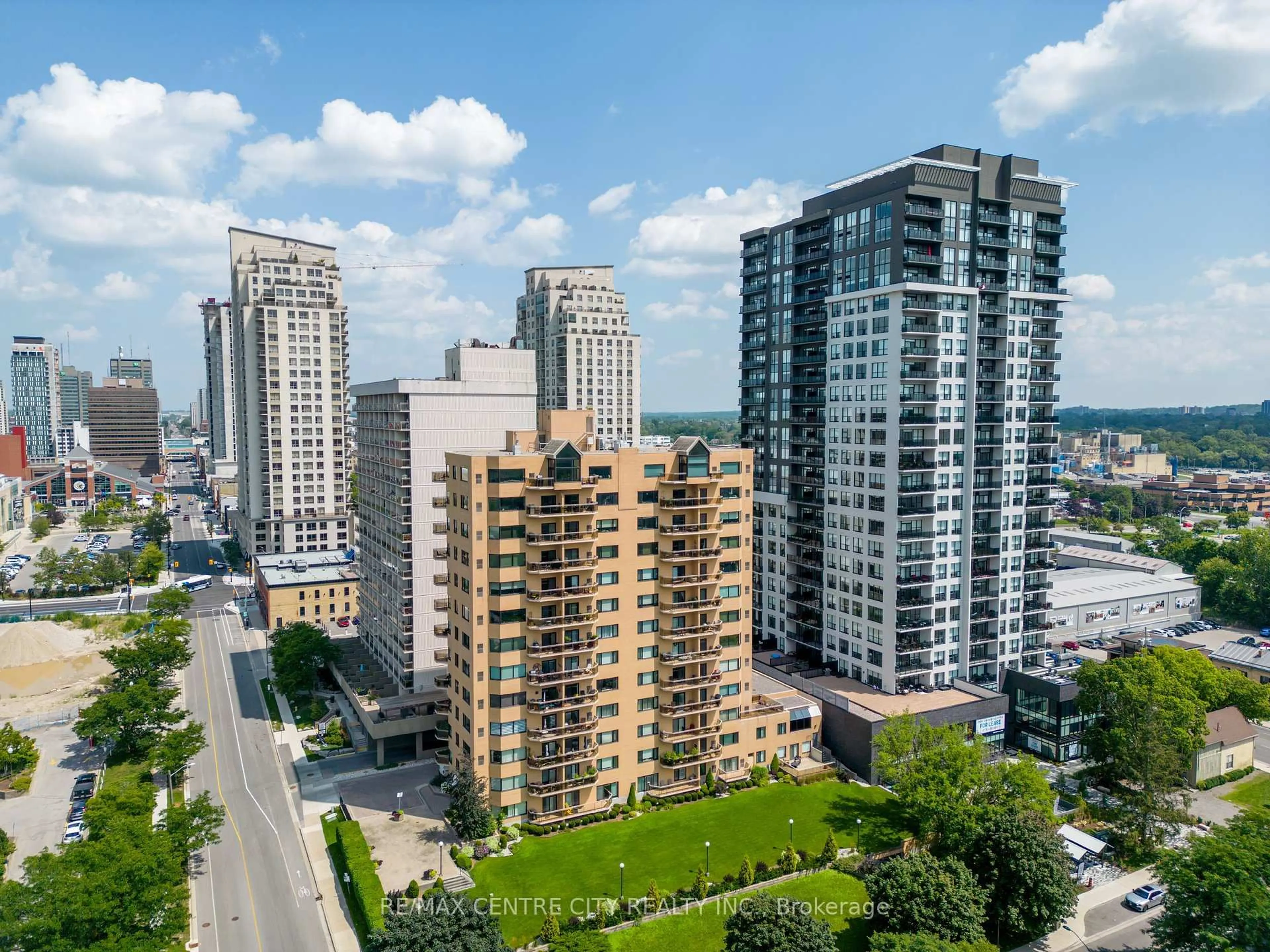 A pic from outside/outdoor area/front of a property/back of a property/a pic from drone, city buildings view from balcony for 19 King St #1102, London East Ontario N6A 5N8