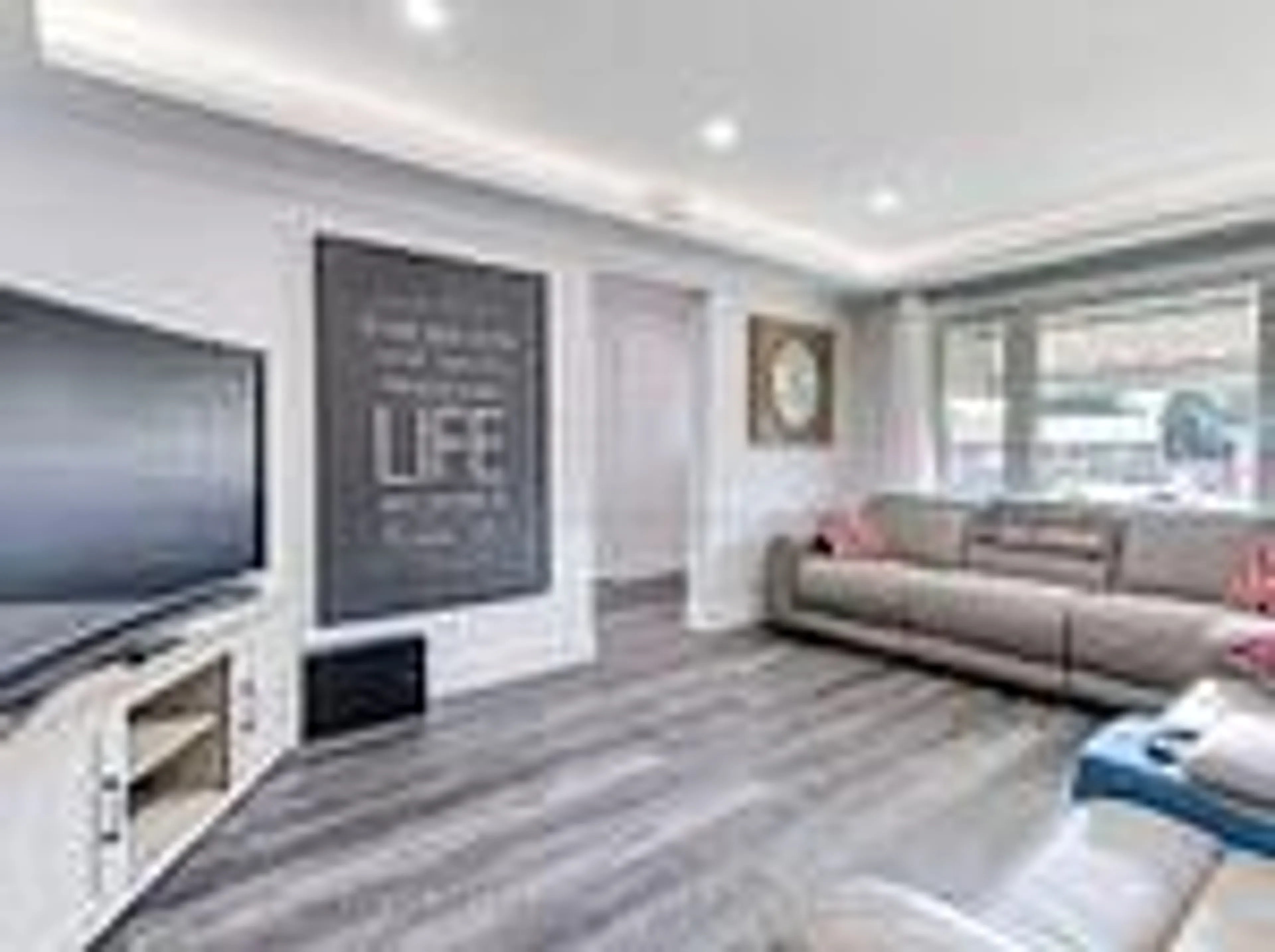 Living room with furniture, unknown for 396 East 16th St, Hamilton Ontario L9A 4K5