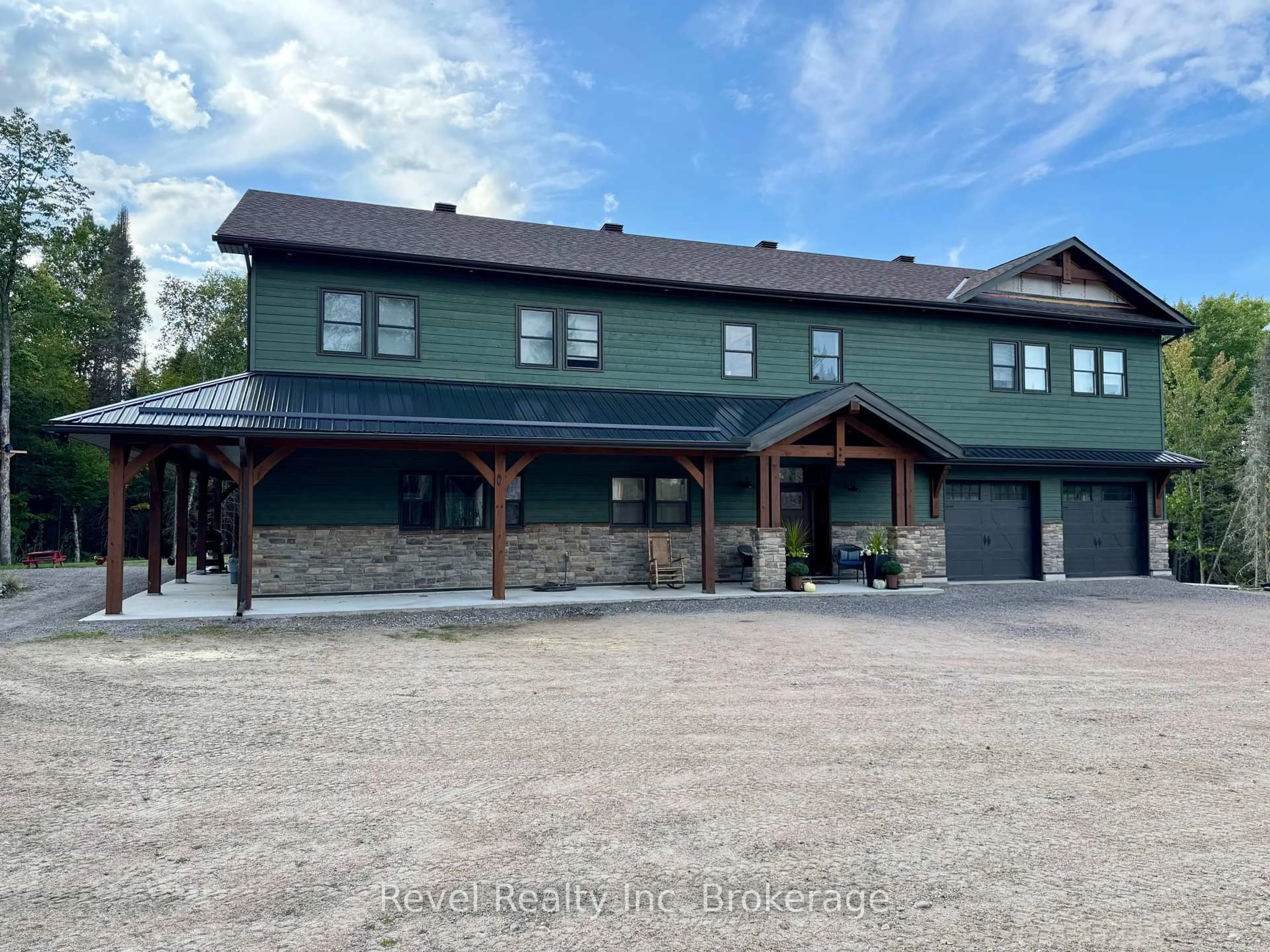A pic from outside/outdoor area/front of a property/back of a property/a pic from drone, building for 1196 River Rd, Chisholm Ontario P0H 1B0
