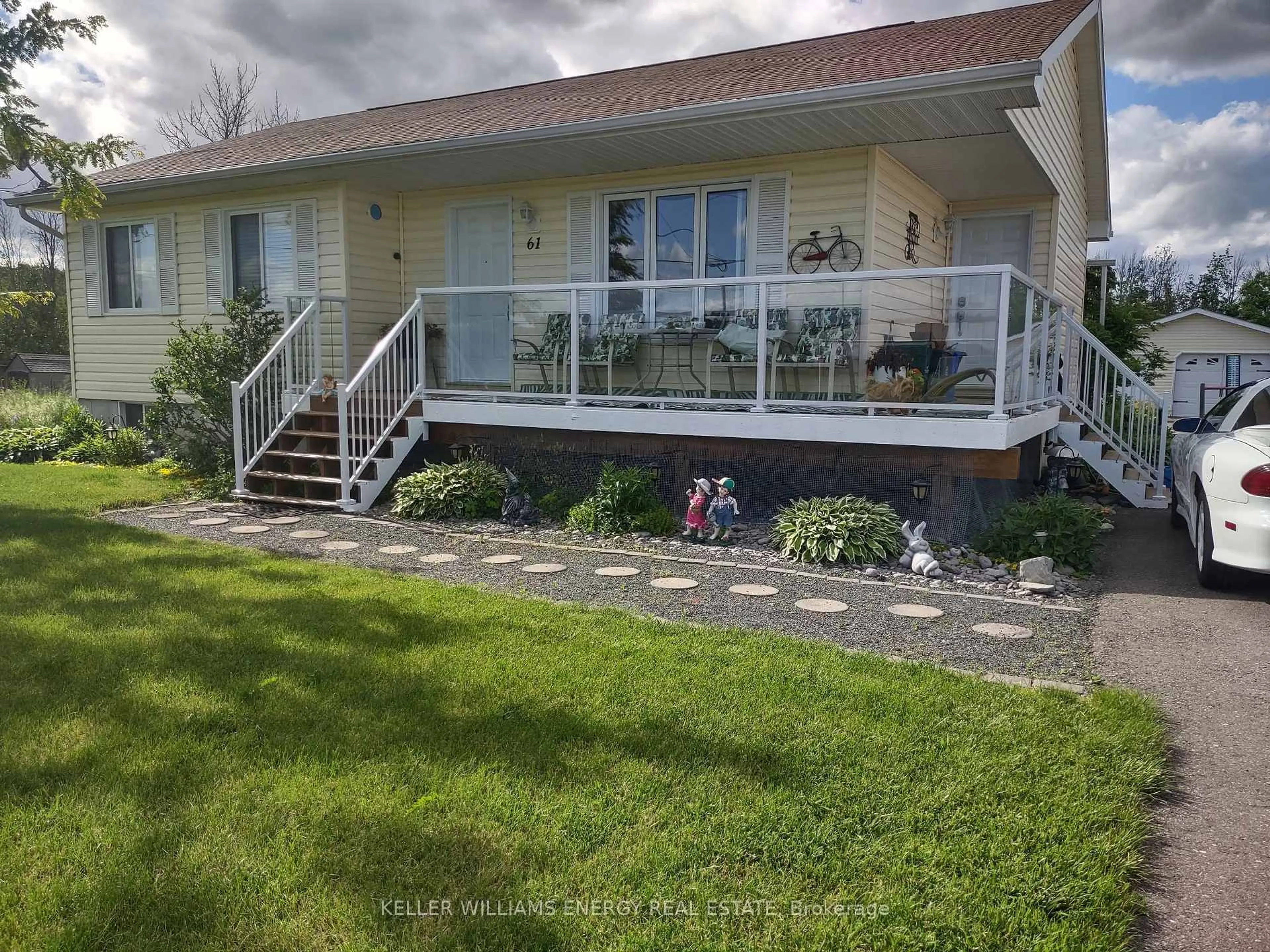 A pic from outside/outdoor area/front of a property/back of a property/a pic from drone, unknown for 61 Bay St, Trent Hills Ontario K0L 1Y0
