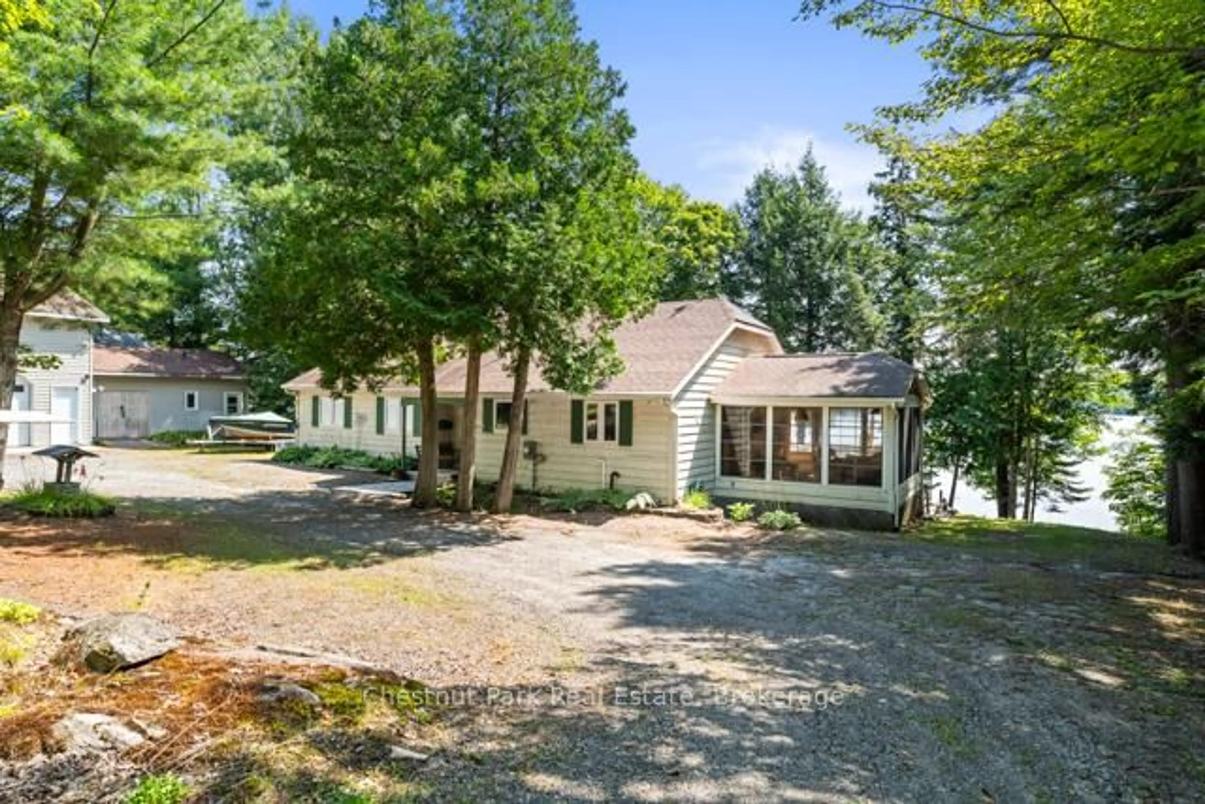 A pic from outside/outdoor area/front of a property/back of a property/a pic from drone, unknown for 95 Haushield Rd, Parry Sound Remote Area Ontario P0H 1A0