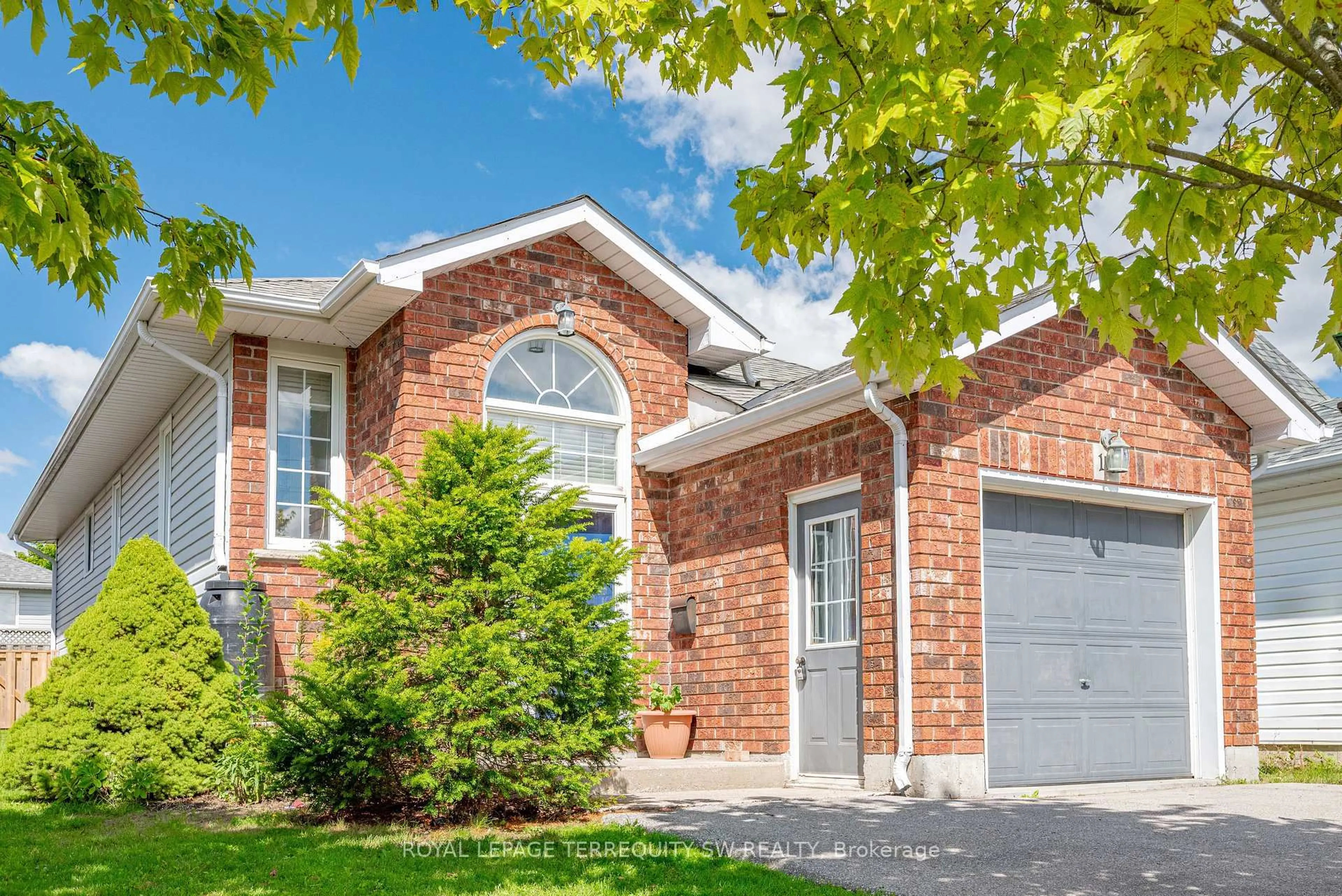 Home with brick exterior material, street for 19 Laurent Blvd, Kawartha Lakes Ontario K9V 6G3