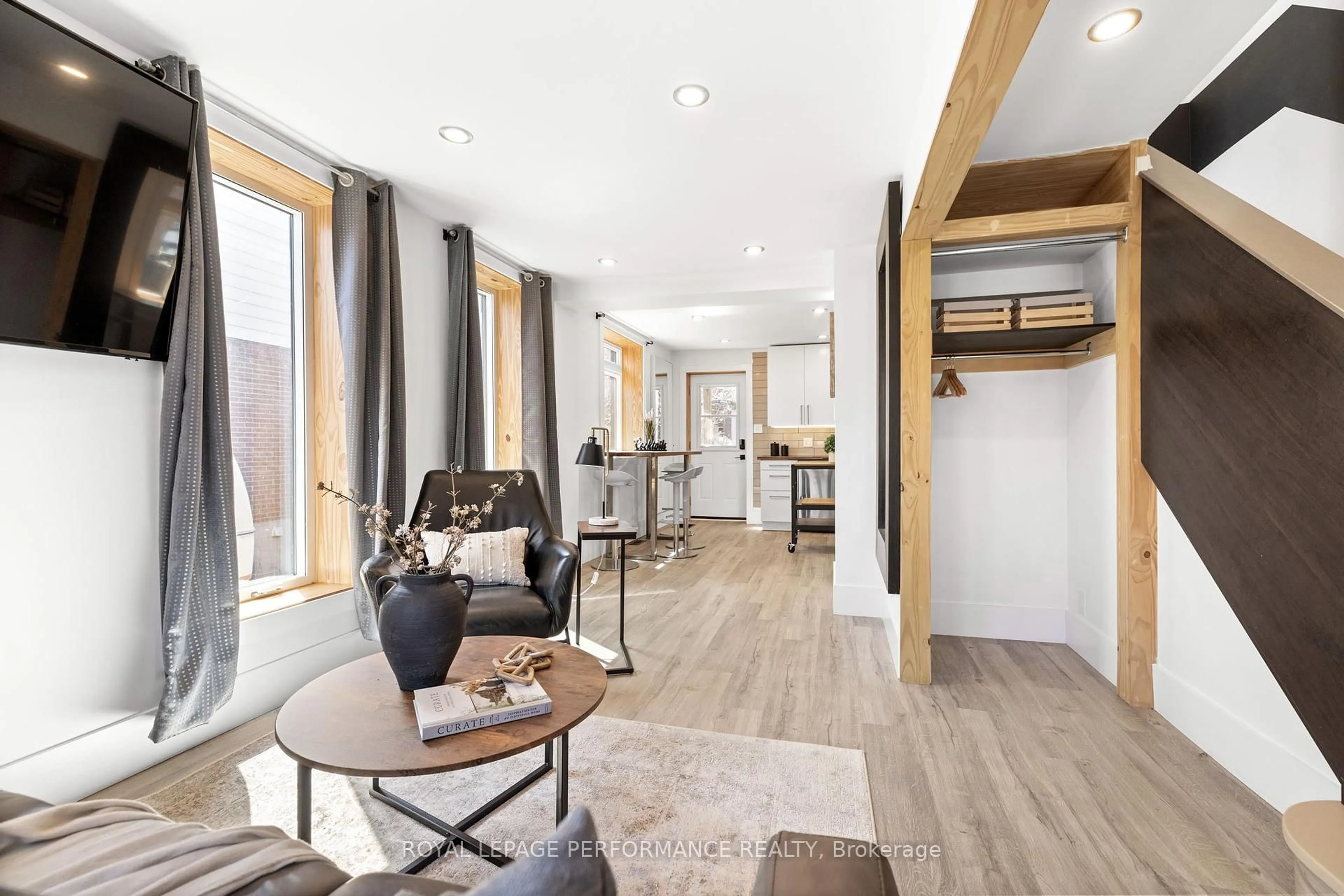 Unknown for 12 Sherbrooke Ave, Ottawa Ontario K1Y 1R7
