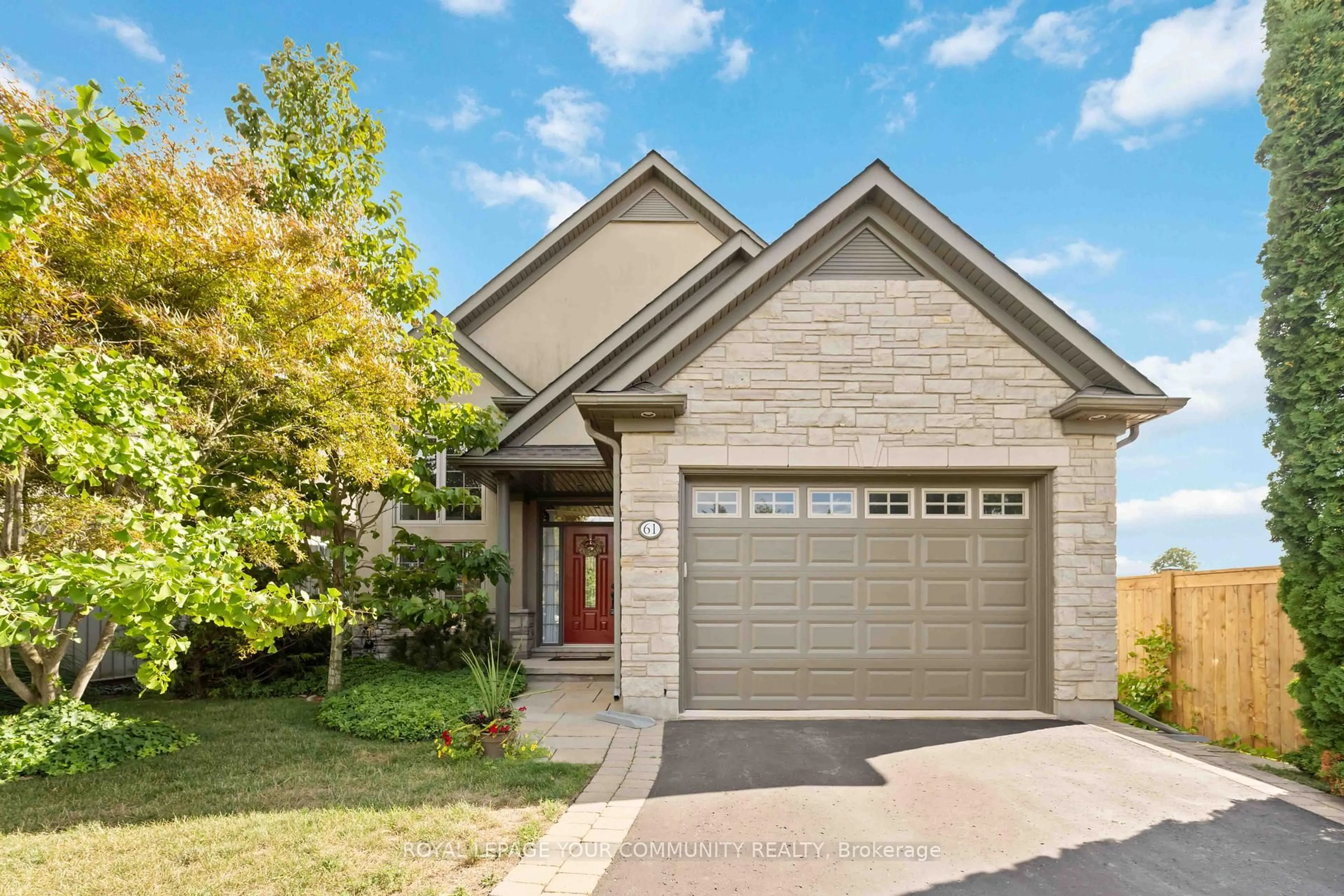 Home with brick exterior material, street for 61 Frontier Dr, Niagara-on-the-Lake Ontario L0S 1J0