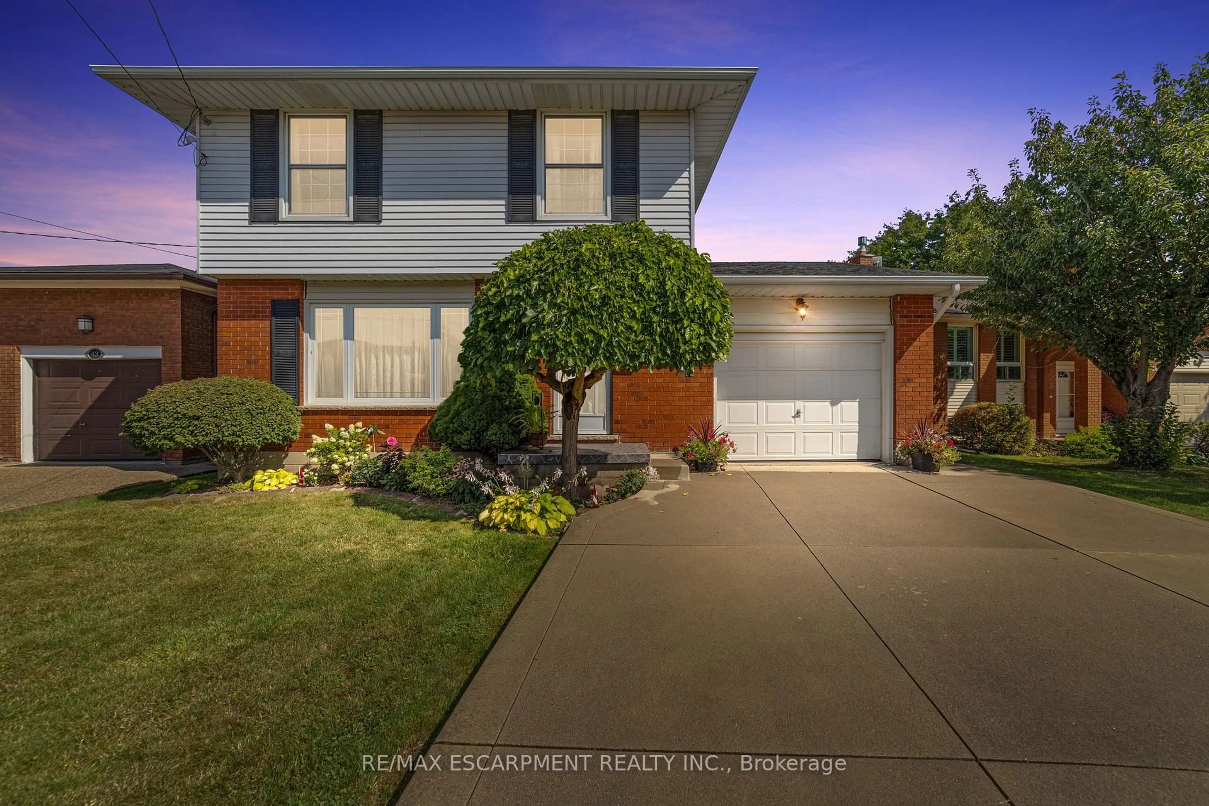Unknown for 47 Leaway Ave, Hamilton Ontario L8W 1S7