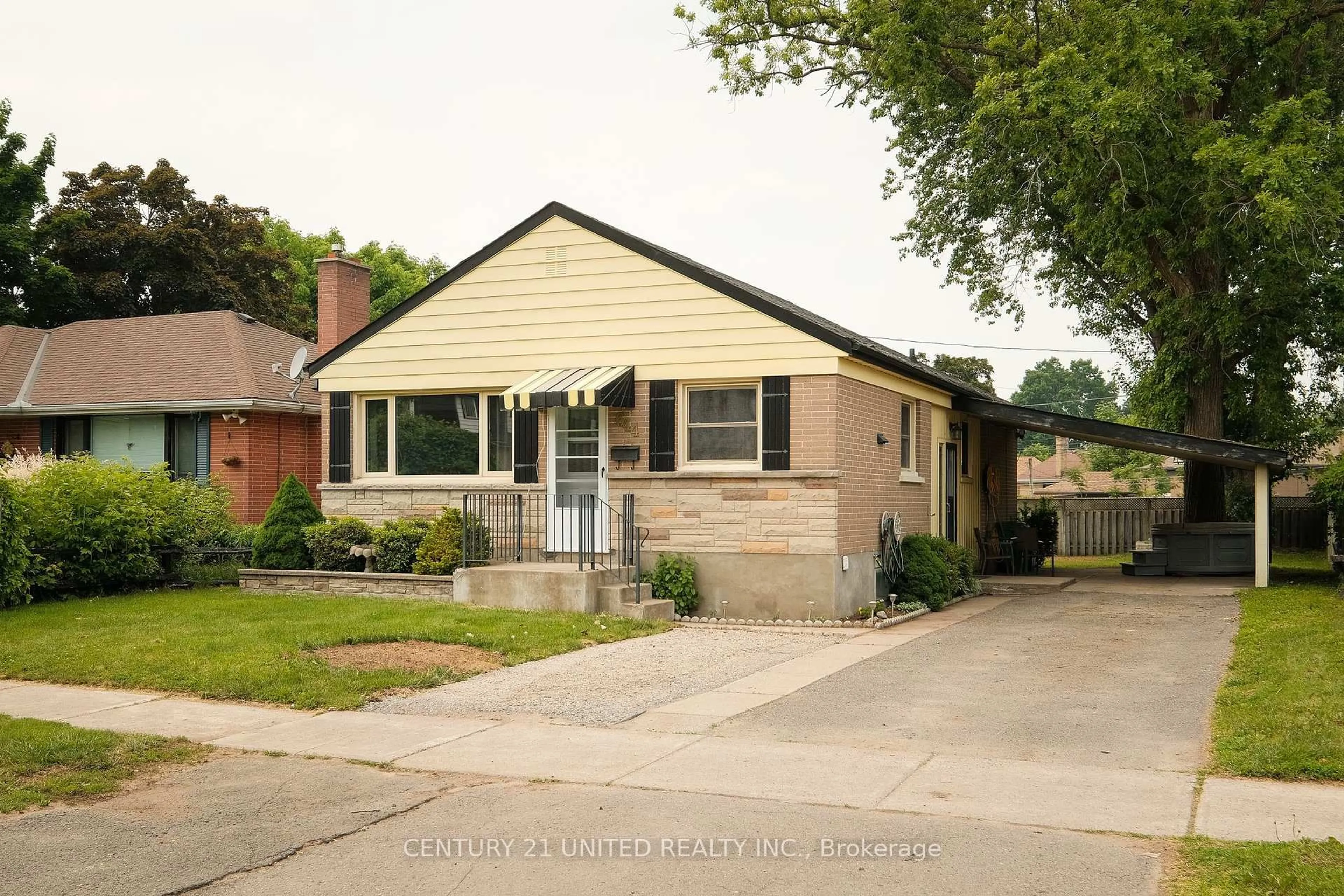 Home with brick exterior material, street for 644 Crawford Dr, Peterborough Ontario K9J 3W6