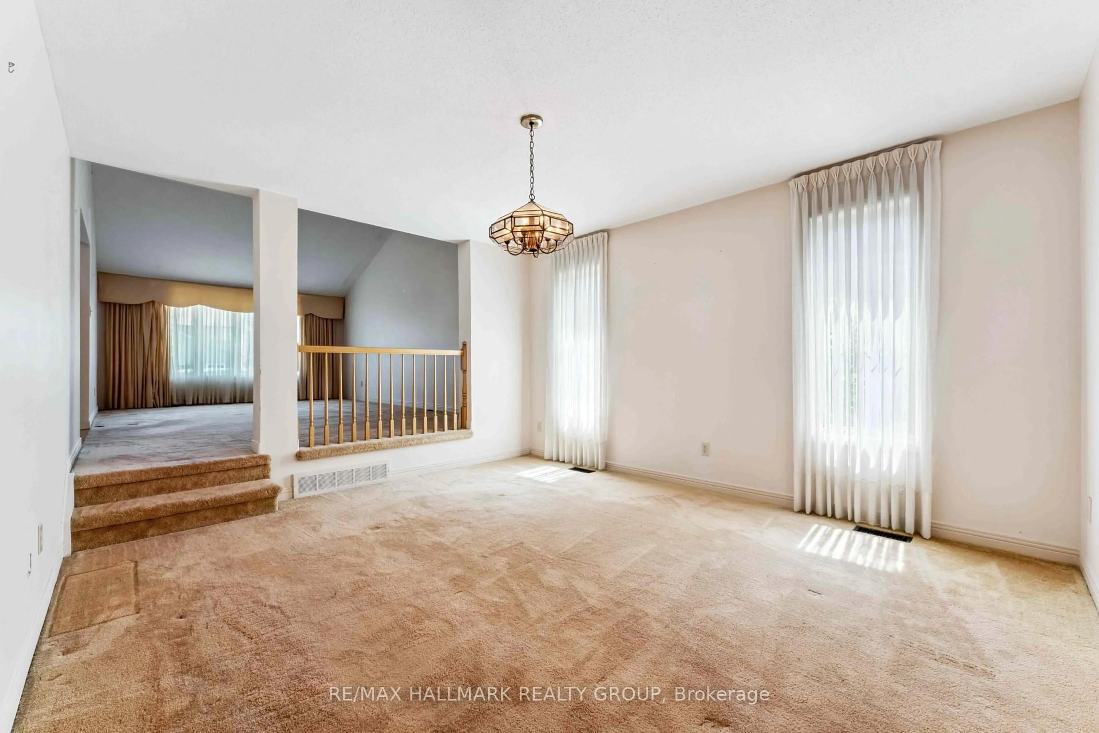 Unknown for 109 Country Club Dr, Ottawa Ontario K1V 0B4