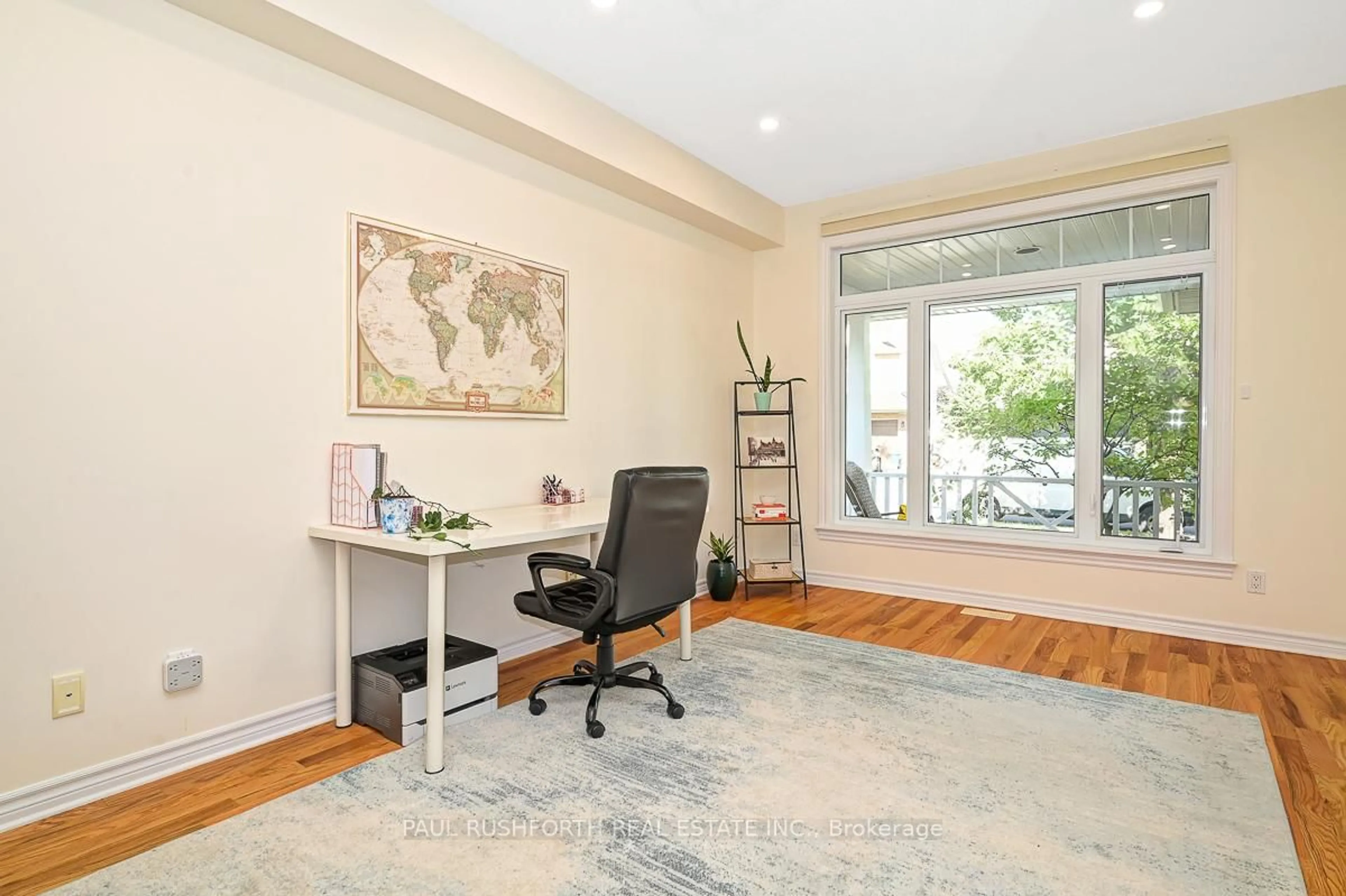 A pic of a room for 843 Long Point Circ, Ottawa Ontario K1T 4G1
