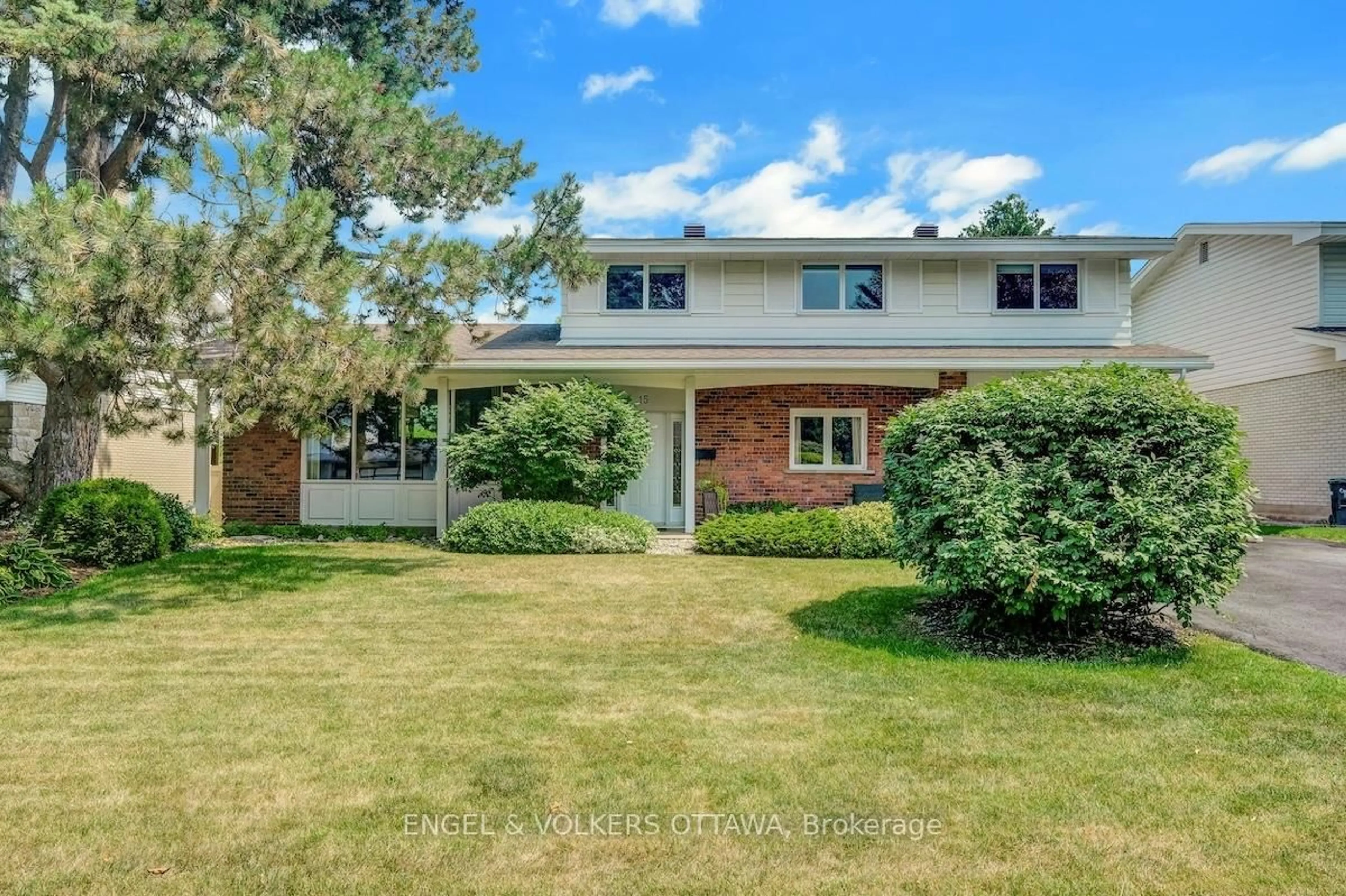 Home with brick exterior material, street for 15 Dickson St, Ottawa Ontario K2H 7H6