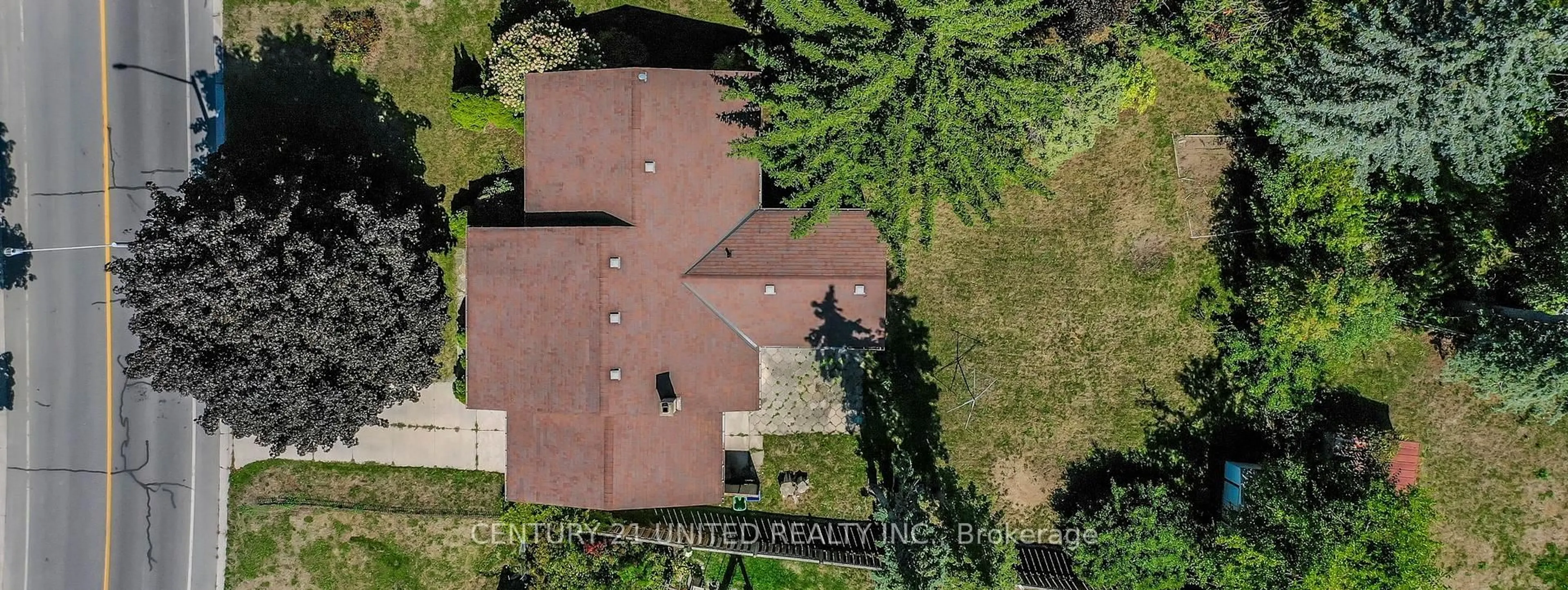 A pic from outside/outdoor area/front of a property/back of a property/a pic from drone, unknown for 1246 Franklin Dr, Peterborough Ontario K9H 6Z4