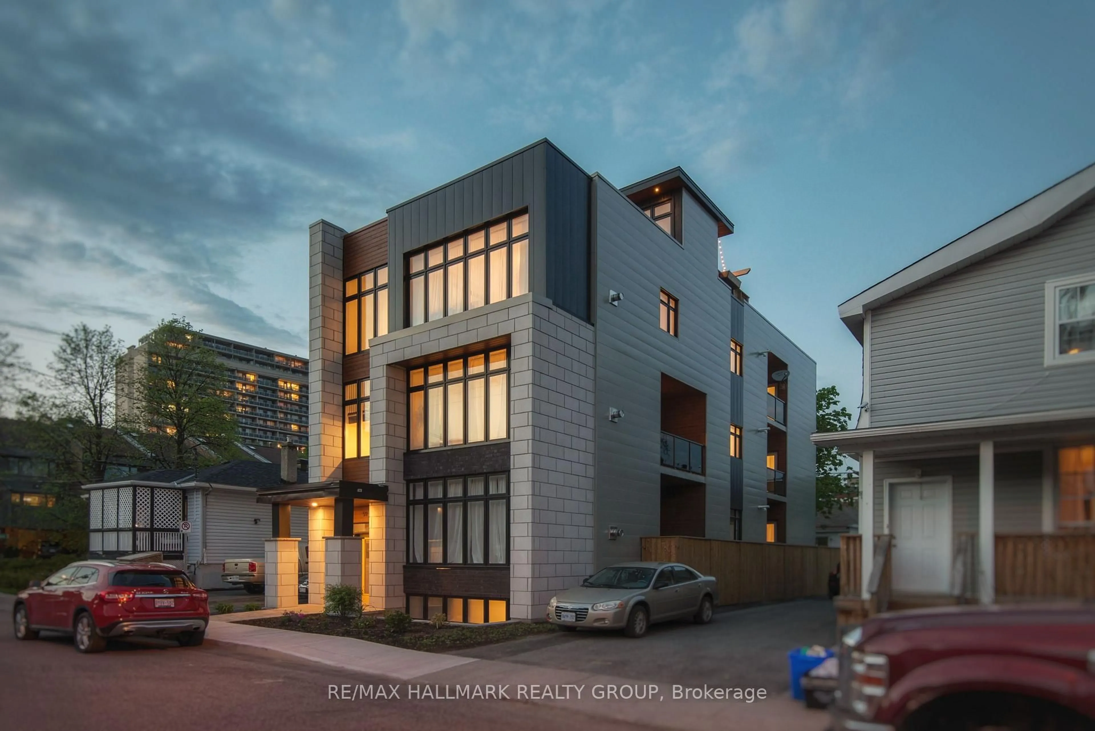 Home with brick exterior material, building for 59 Douglas Ave, Ottawa Ontario K1M 1G3