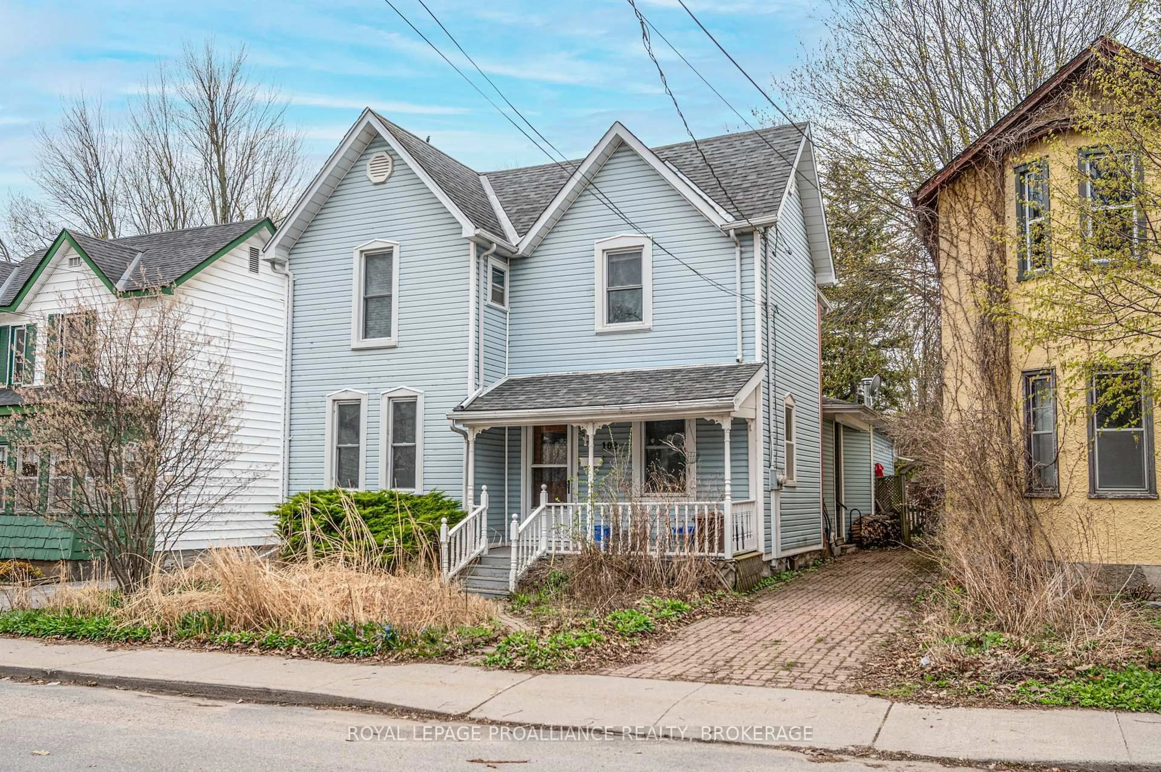 Unknown for 102 Livingston Ave, Kingston Ontario K7L 4L4