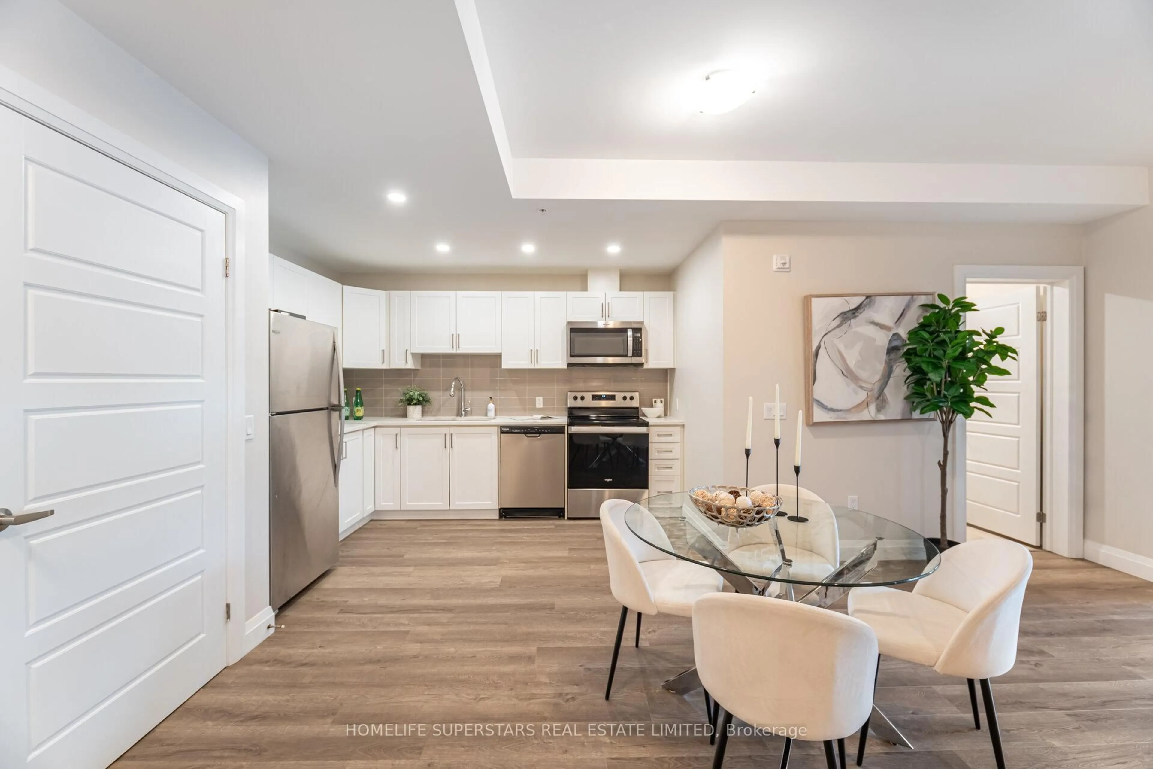 Open concept kitchen, unknown for 5 Wake Robin Dr #115, Kitchener Ontario N2E 0H6