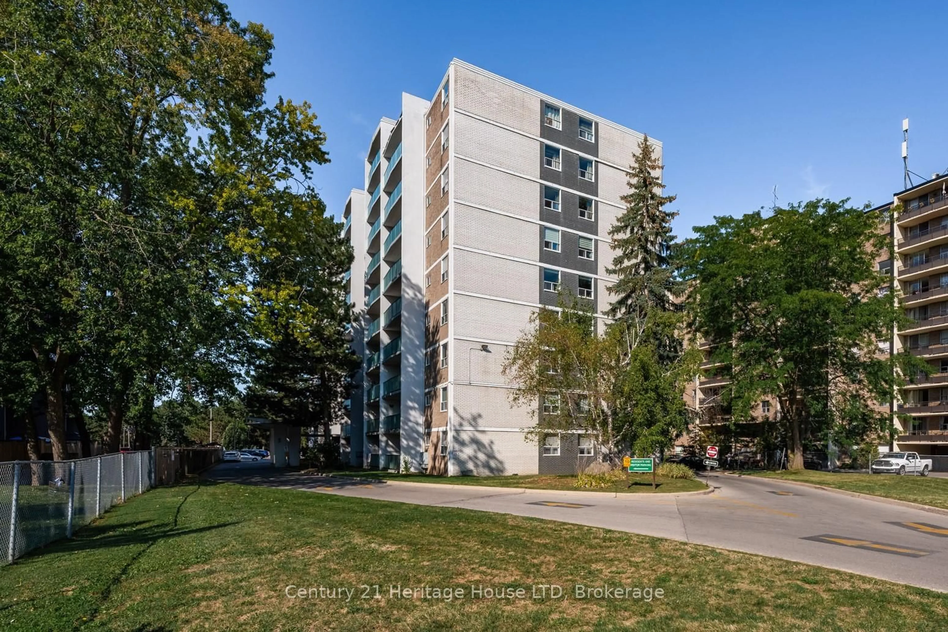 Unknown for 359 Geneva St #303, St. Catharines Ontario L2N 2G5