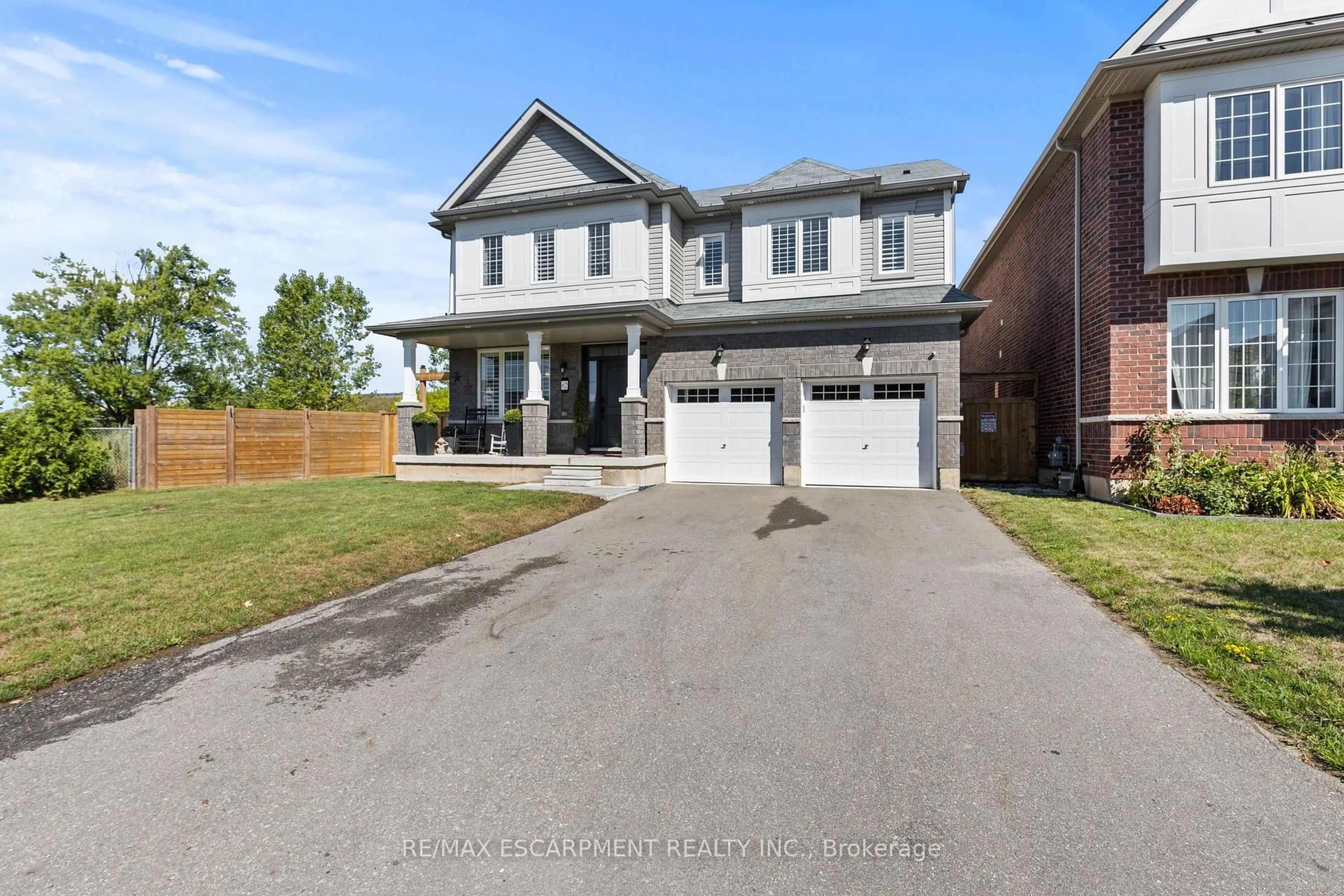Home with brick exterior material, street for 62 Esther Cres, Thorold Ontario L3B 0G2