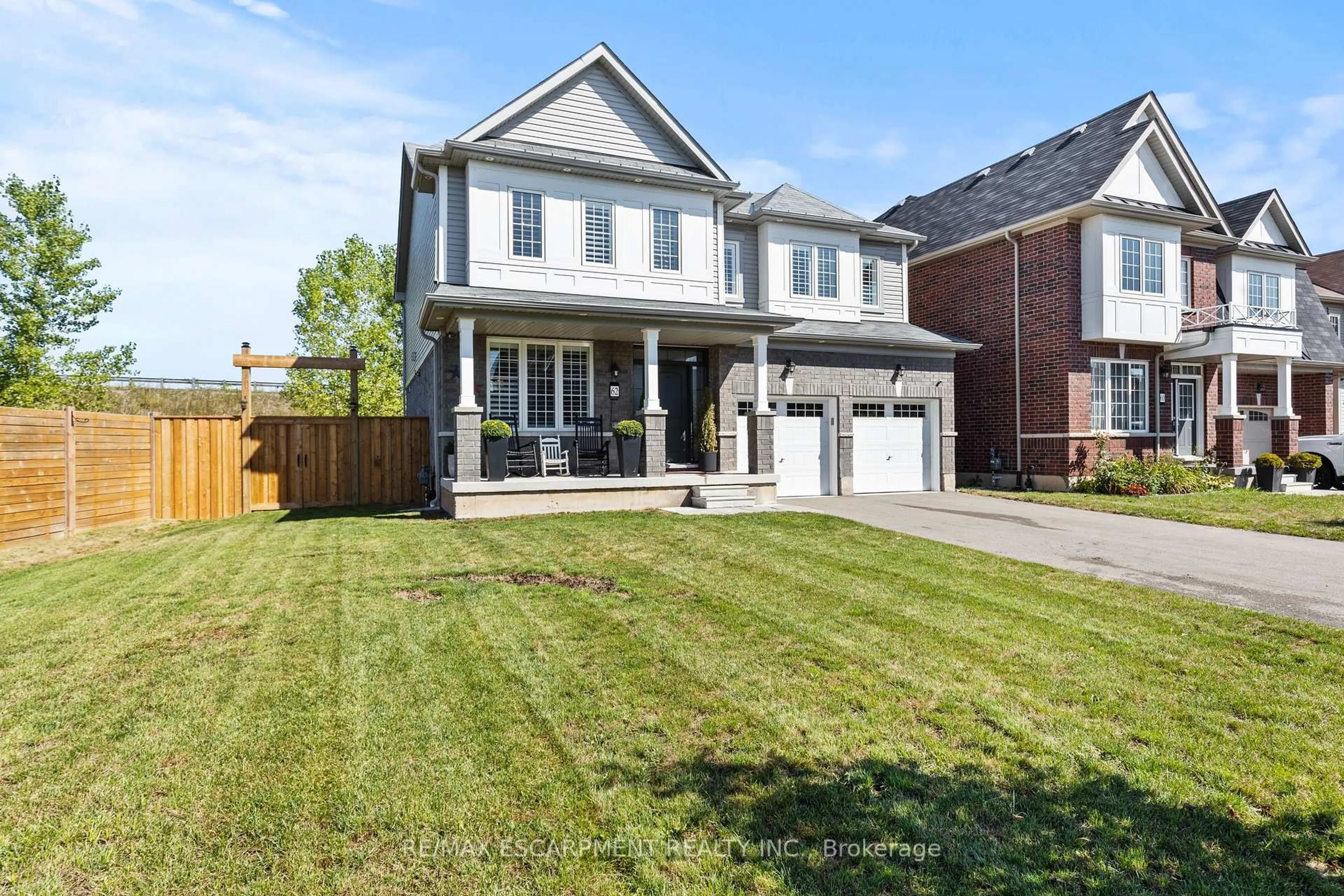 Home with brick exterior material, street for 62 Esther Cres, Thorold Ontario L3B 0G2