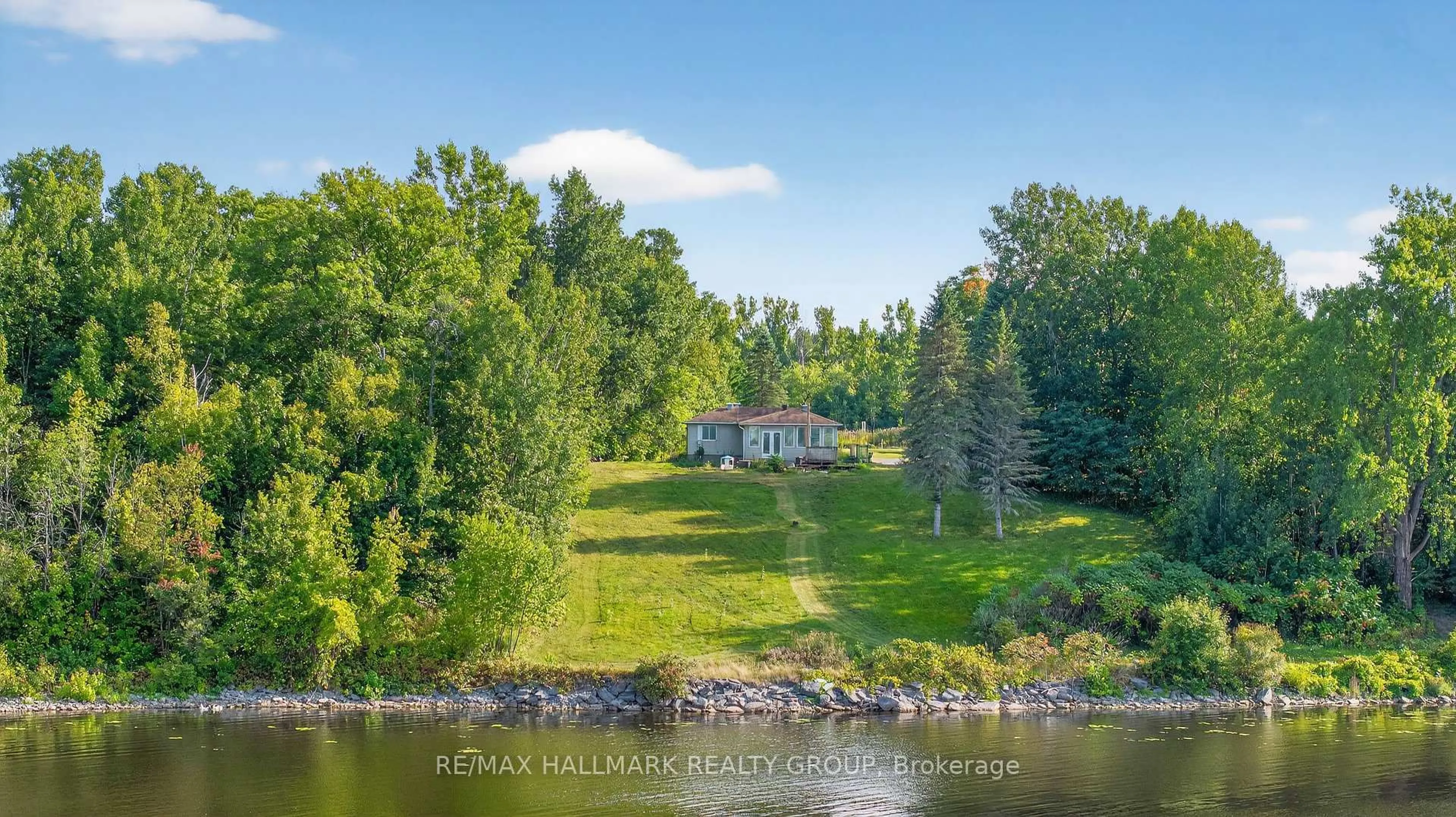 A pic from outside/outdoor area/front of a property/back of a property/a pic from drone, water/lake/river/ocean view for 3855 Old Highway 17, Clarence-Rockland Ontario K4K 1W2