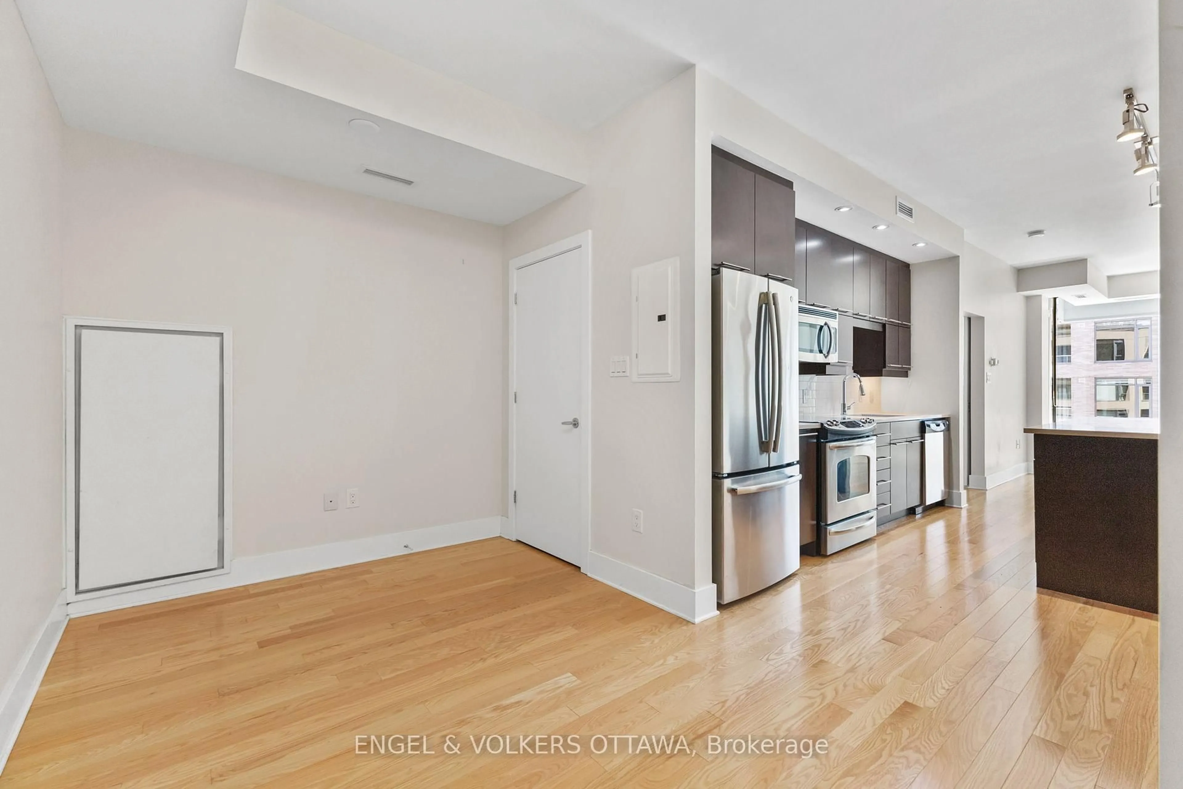 Unknown for 101 Richmond Rd #503, Ottawa Ontario K1Z 0A6