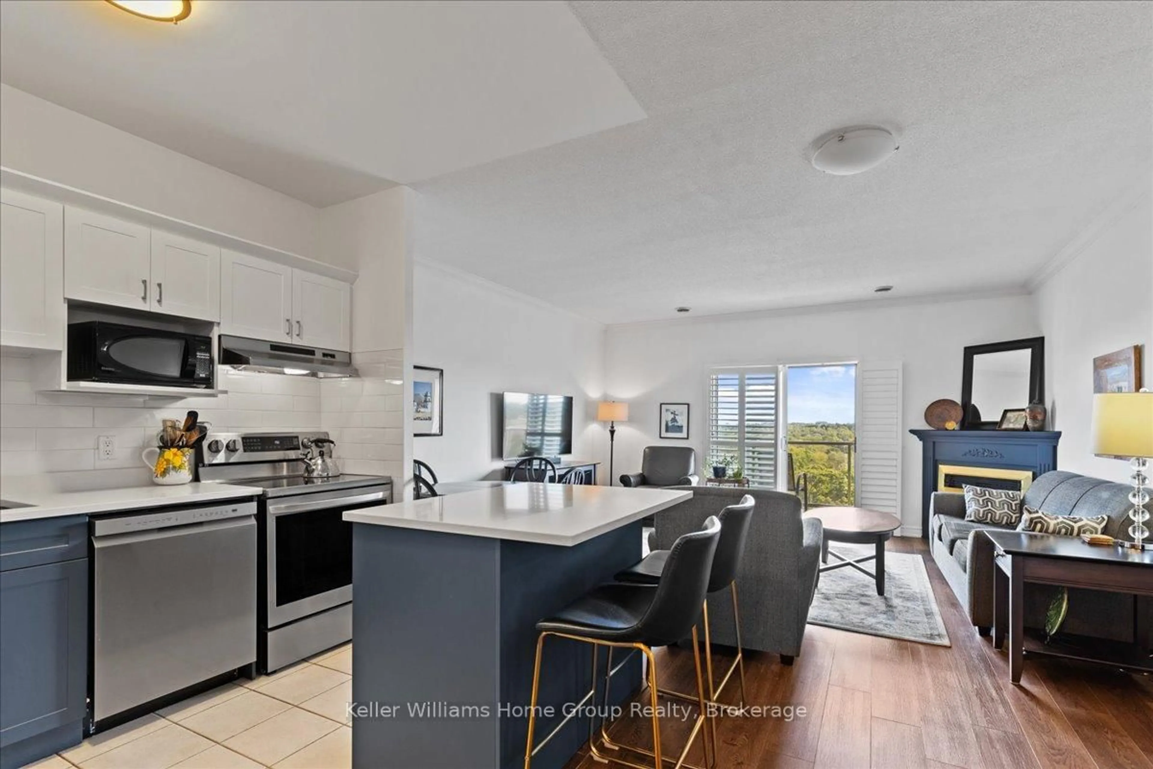 Open concept kitchen, ceramic/tile floor for 60 Wyndham St #809, Guelph Ontario N1E 7H7