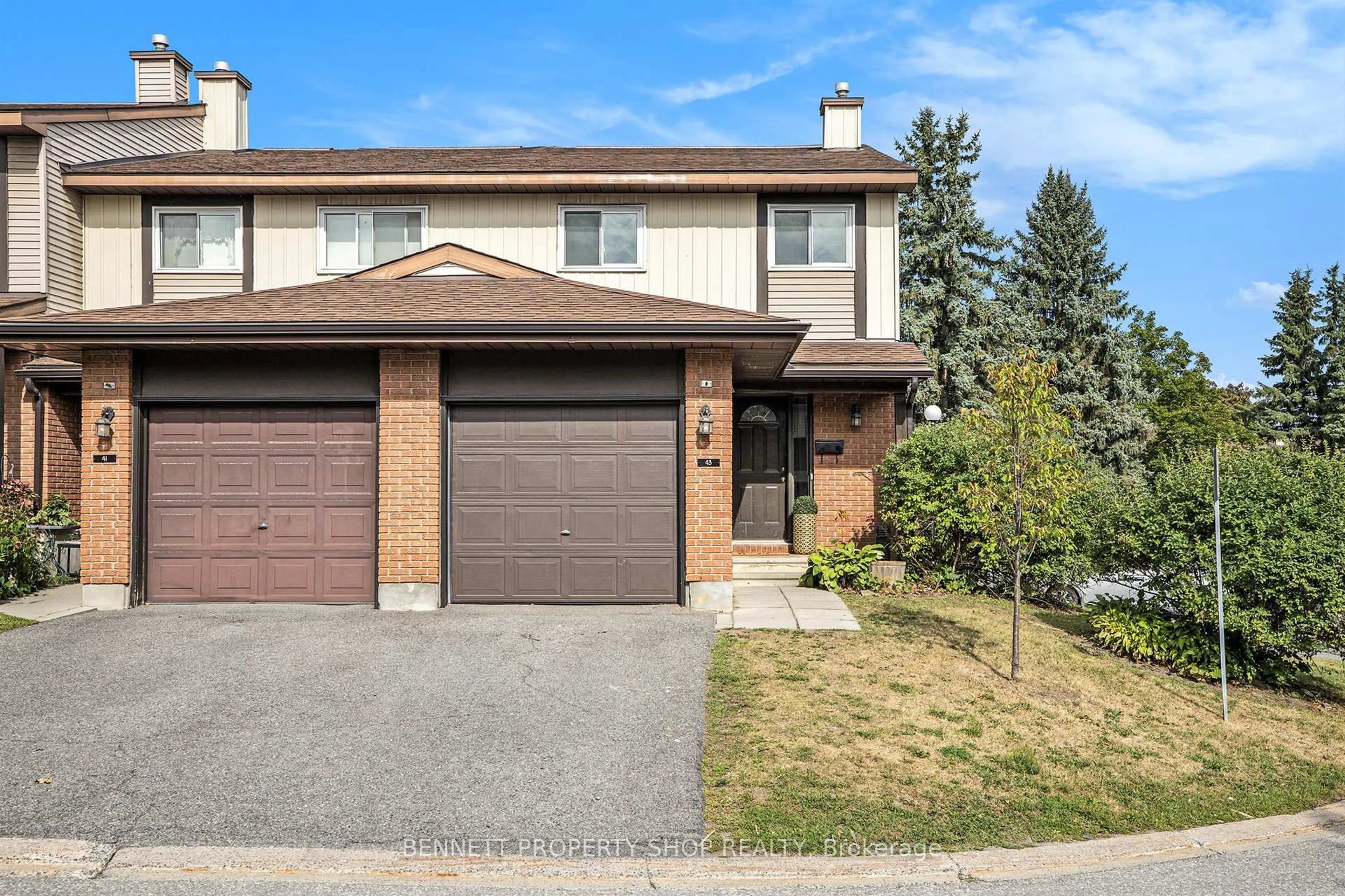 Unknown for 43 Clarkson Cres, Ottawa Ontario K2L 3C9