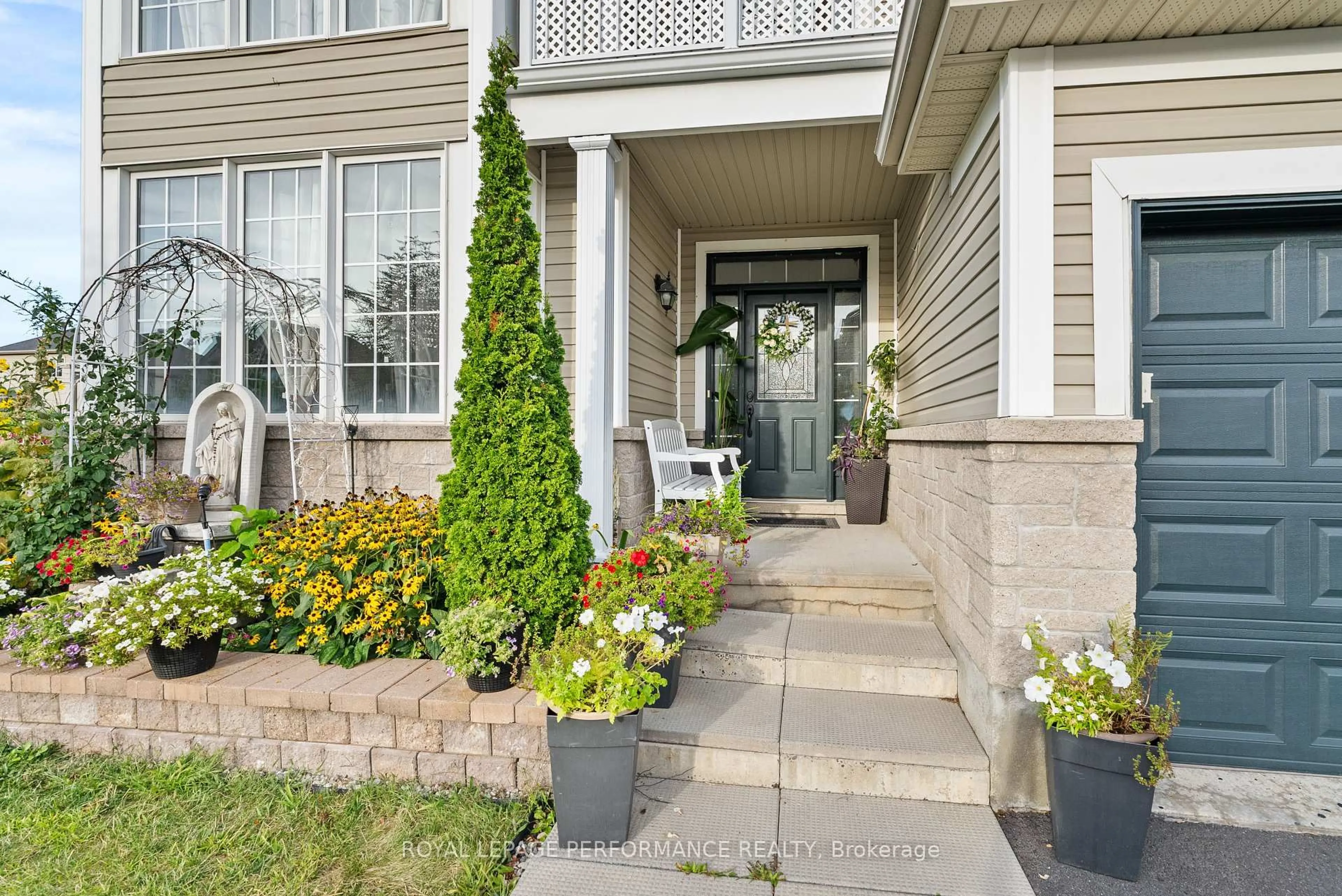 Unknown for 1901 Pennyroyal Cres, Ottawa Ontario K4A 0P3