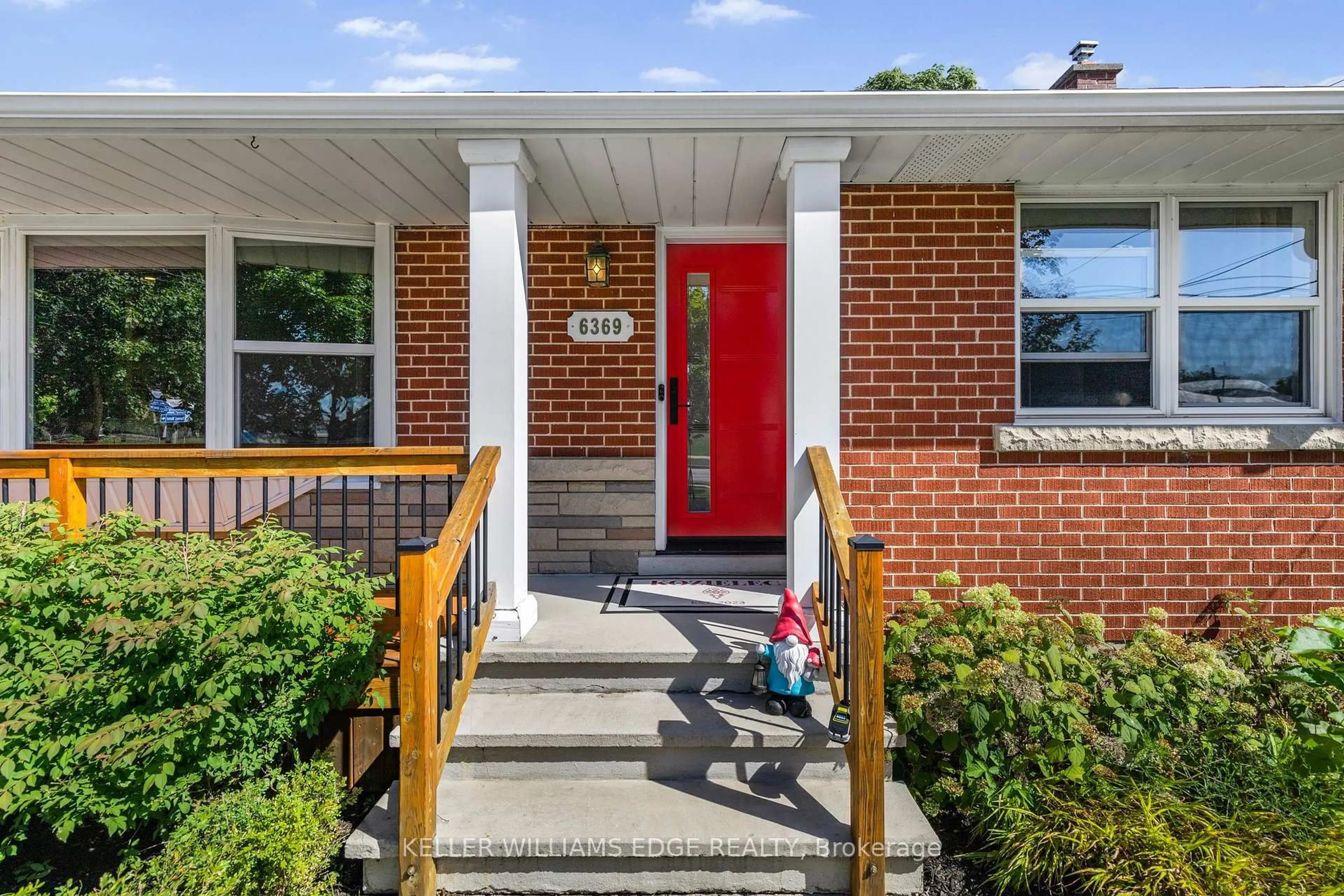 Home with brick exterior material, street for 6369 Townline Rd, West Lincoln Ontario L0R 2A0