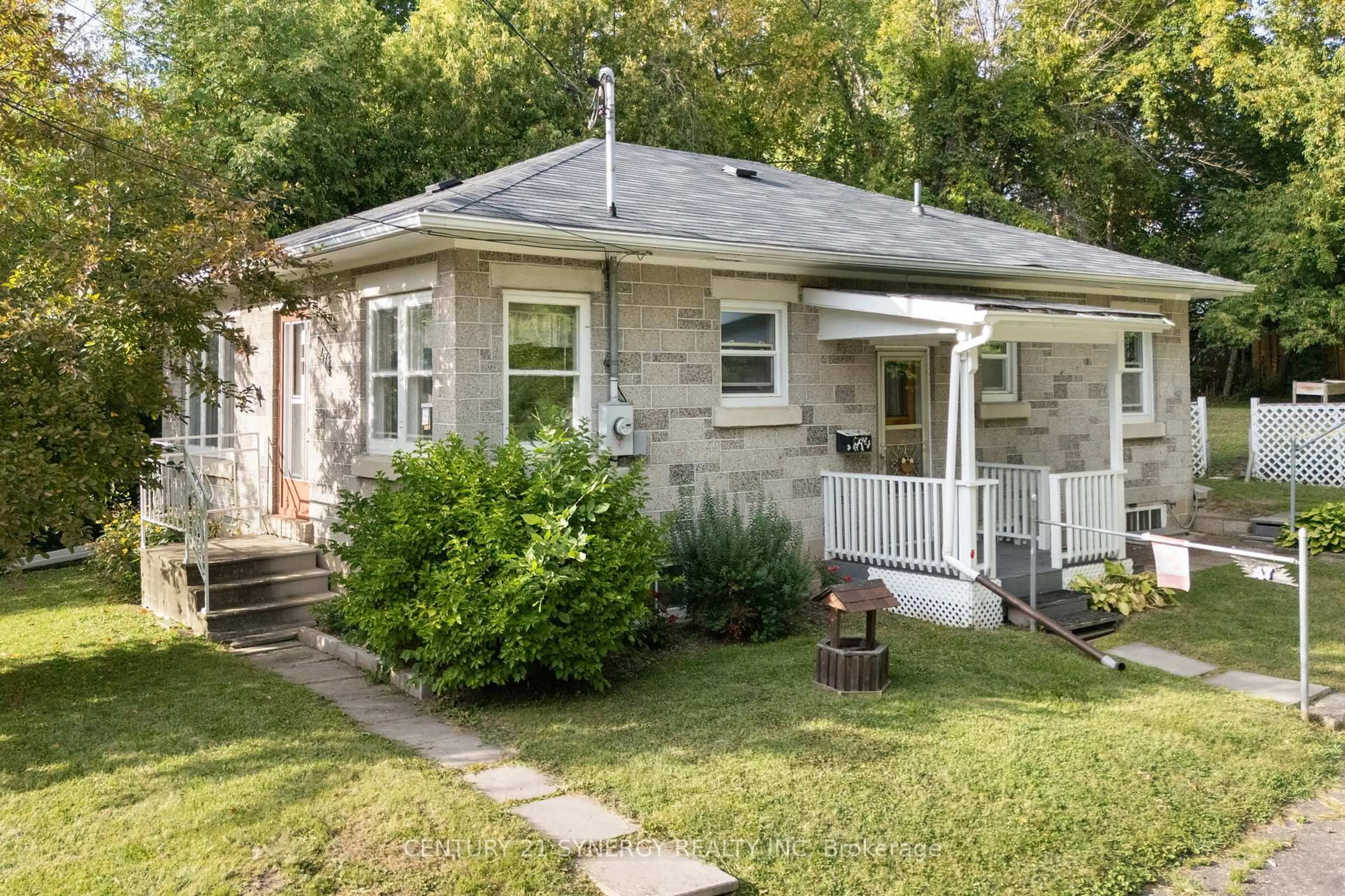Home with brick exterior material, street for 47 Queen St, Renfrew Ontario K7V 2A7