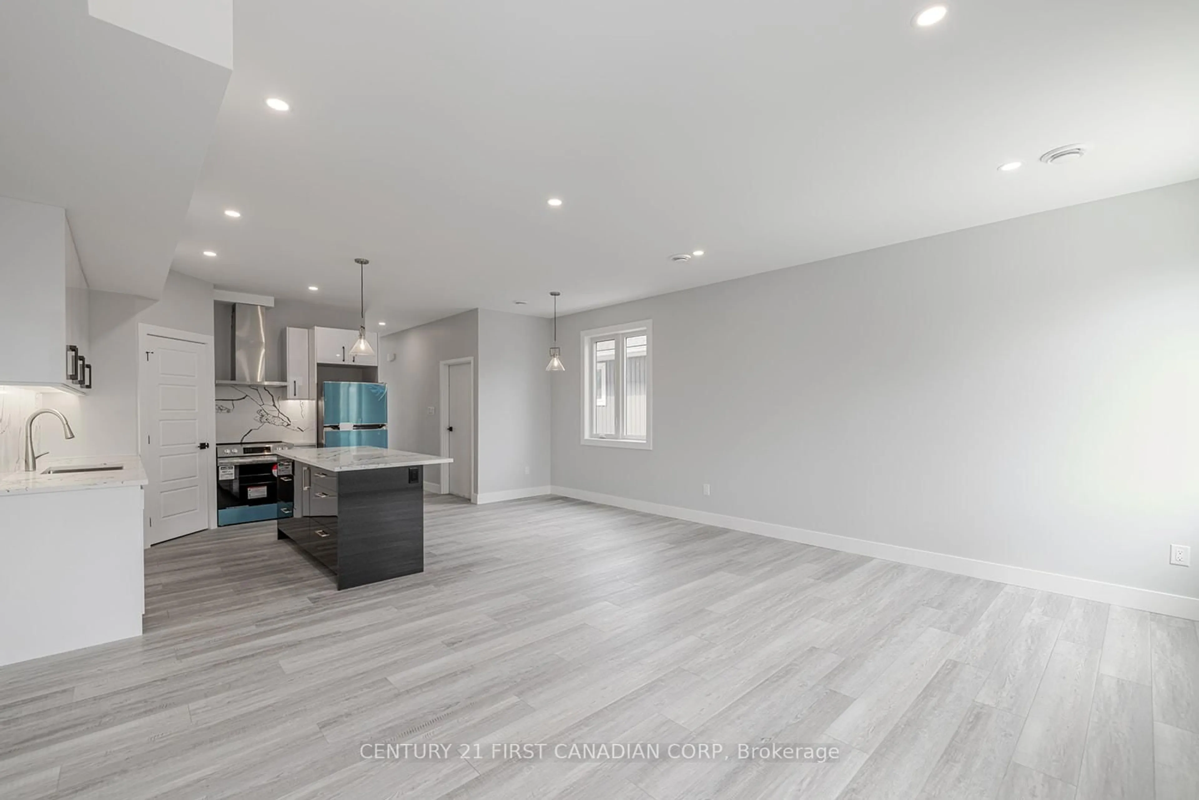 Open concept kitchen, unknown for 109 Ross St, St. Thomas Ontario N5R 3X8