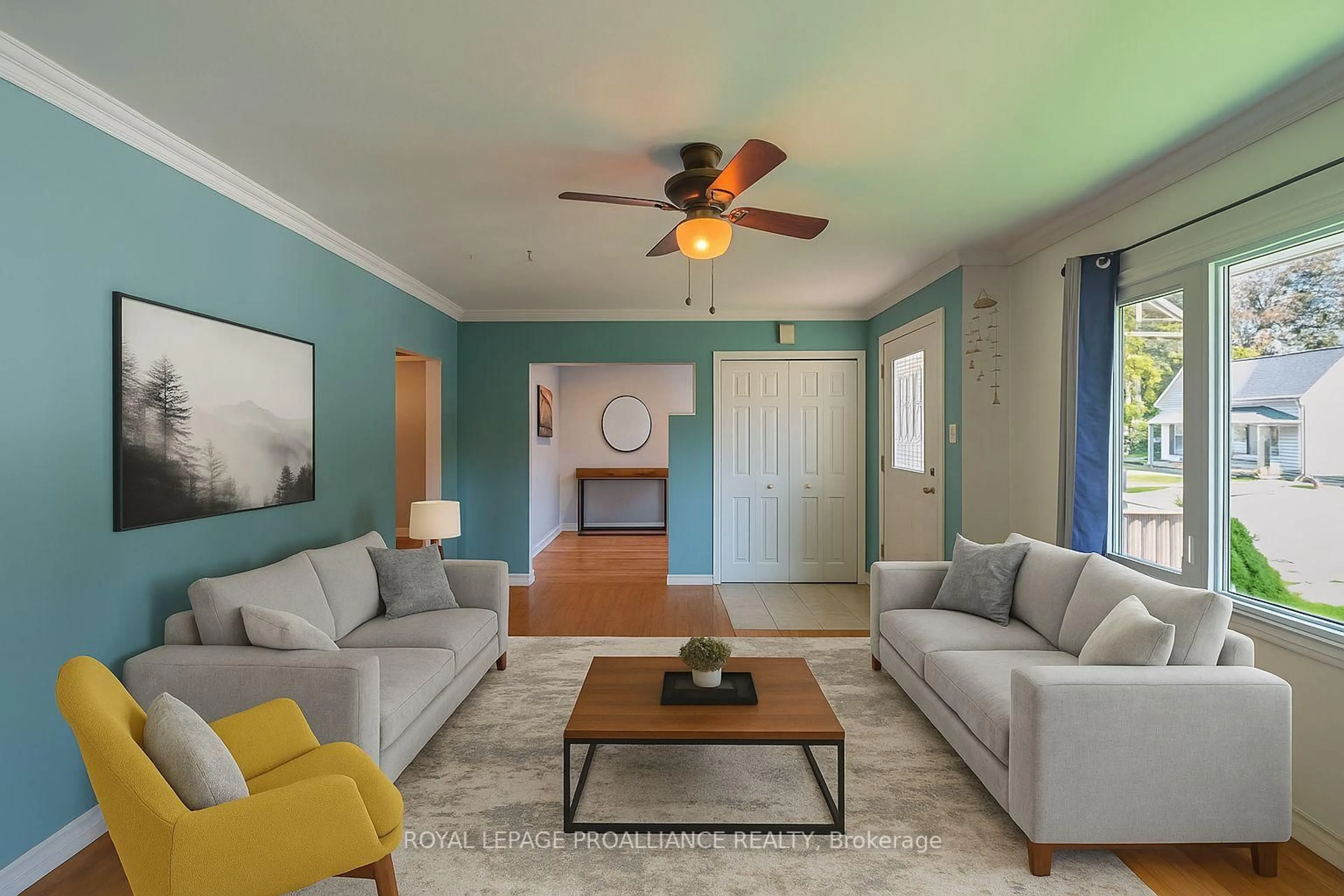 Living room with furniture, unknown for 427 Victoria St, Cobourg Ontario K9A 3H1