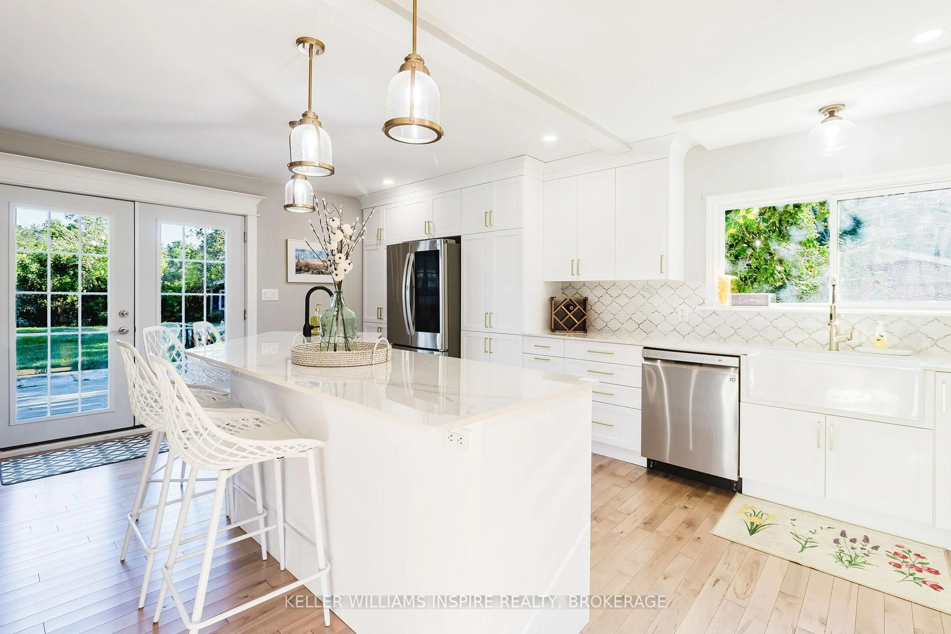Contemporary kitchen, ceramic/tile floor for 1991 Burbrook Rd, Kingston Ontario K7L 4V4