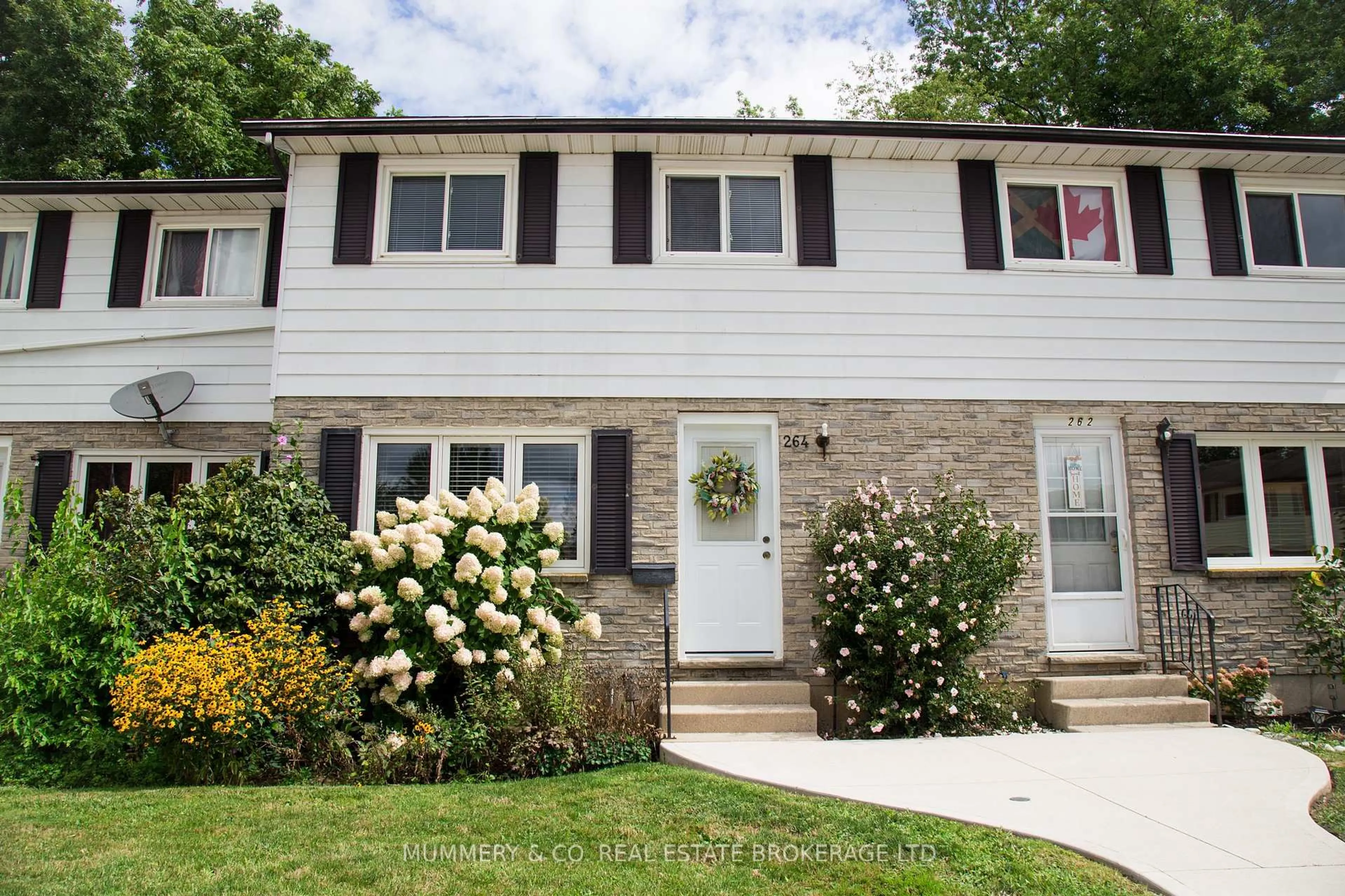 Home with vinyl exterior material, street for 264 Richardson Dr #3, Norfolk Ontario N0A 1N4