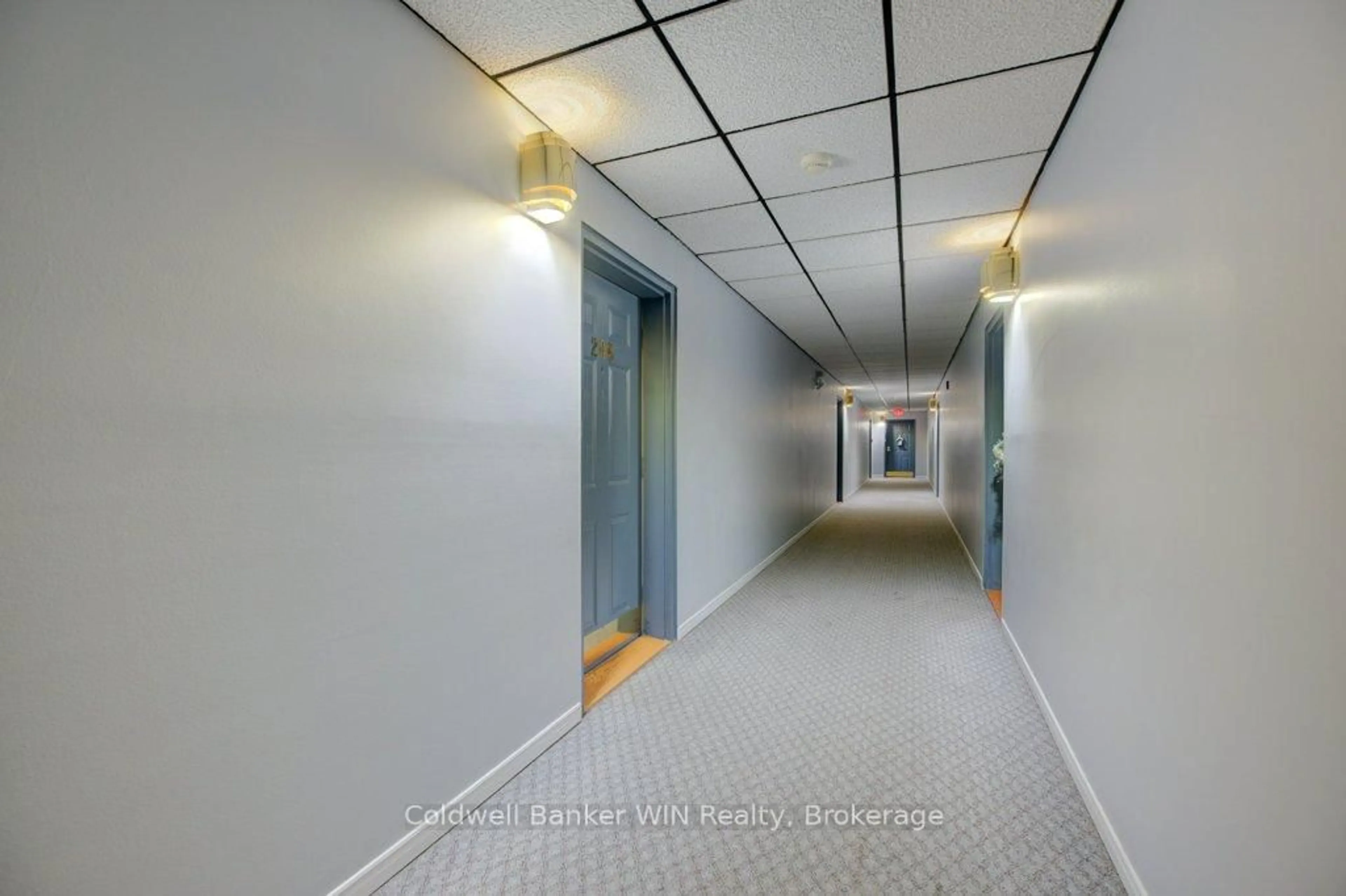 Indoor foyer for 497 Birmingham St #206, Wellington North Ontario N0G 2L1