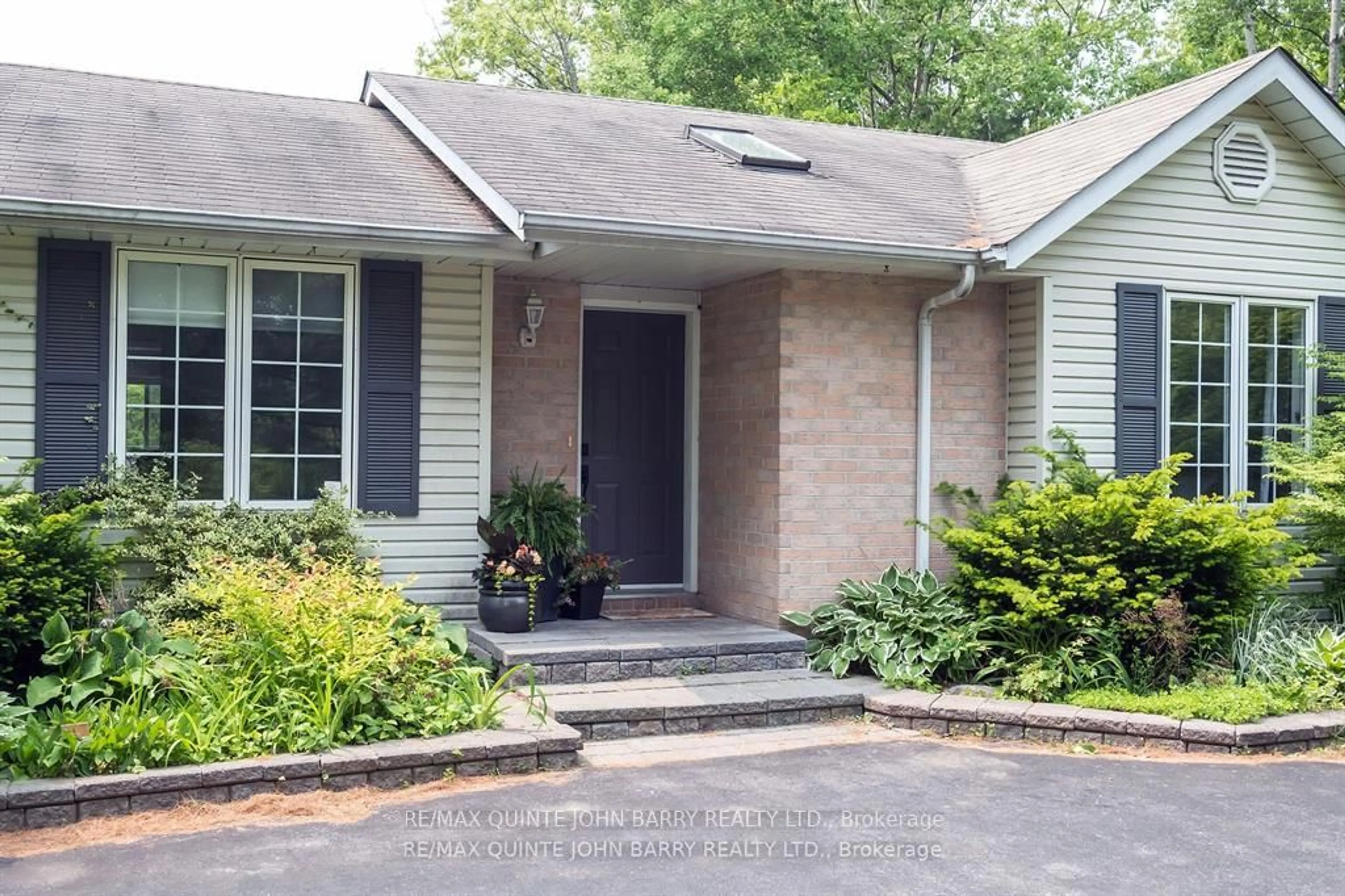 Home with brick exterior material, street for 524 Christiani Rd, Ingleside Ontario K8V 5P4