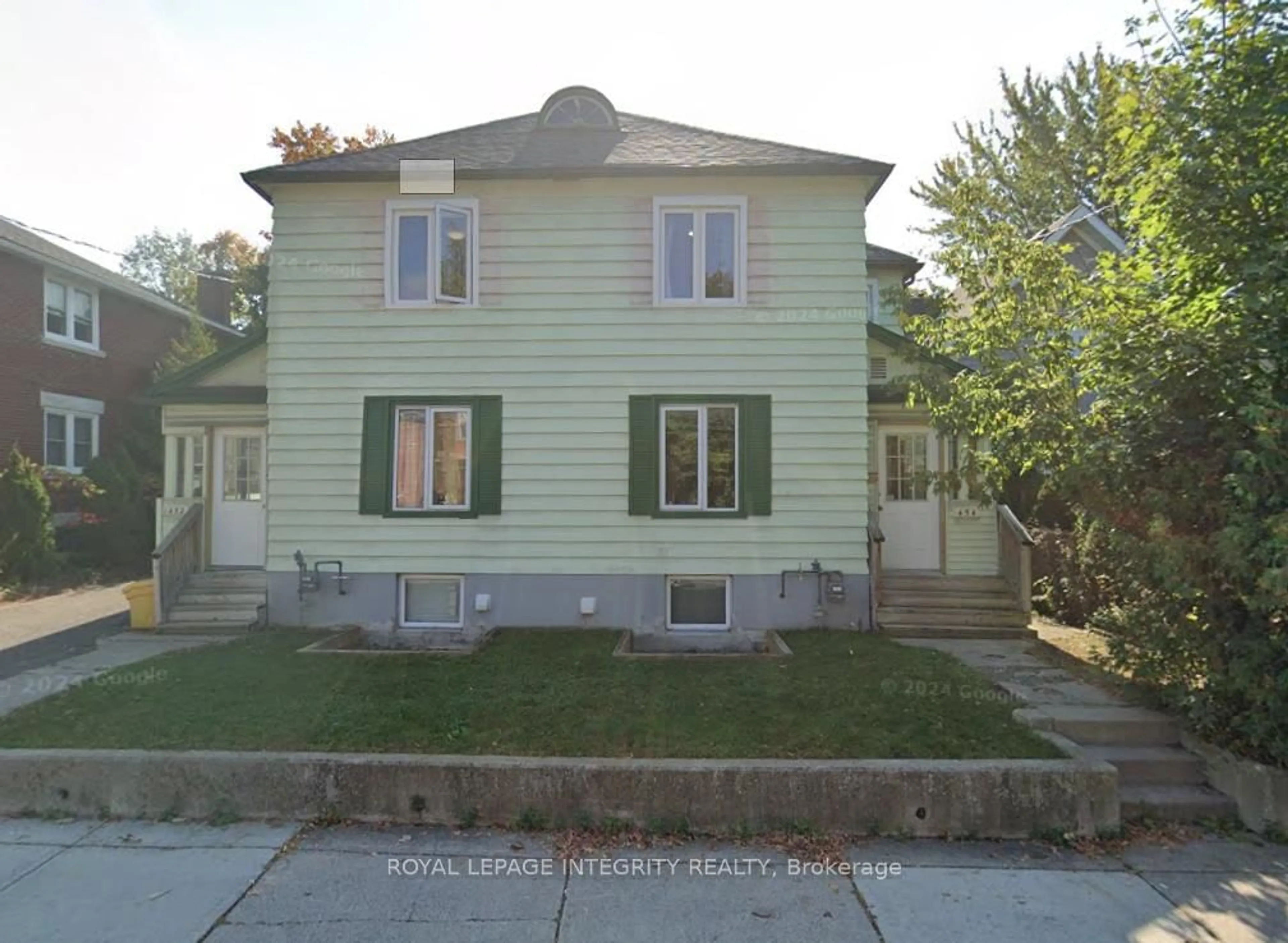 Unknown for 452-454 Sunnyside Ave, Ottawa Ontario K1S 0S9