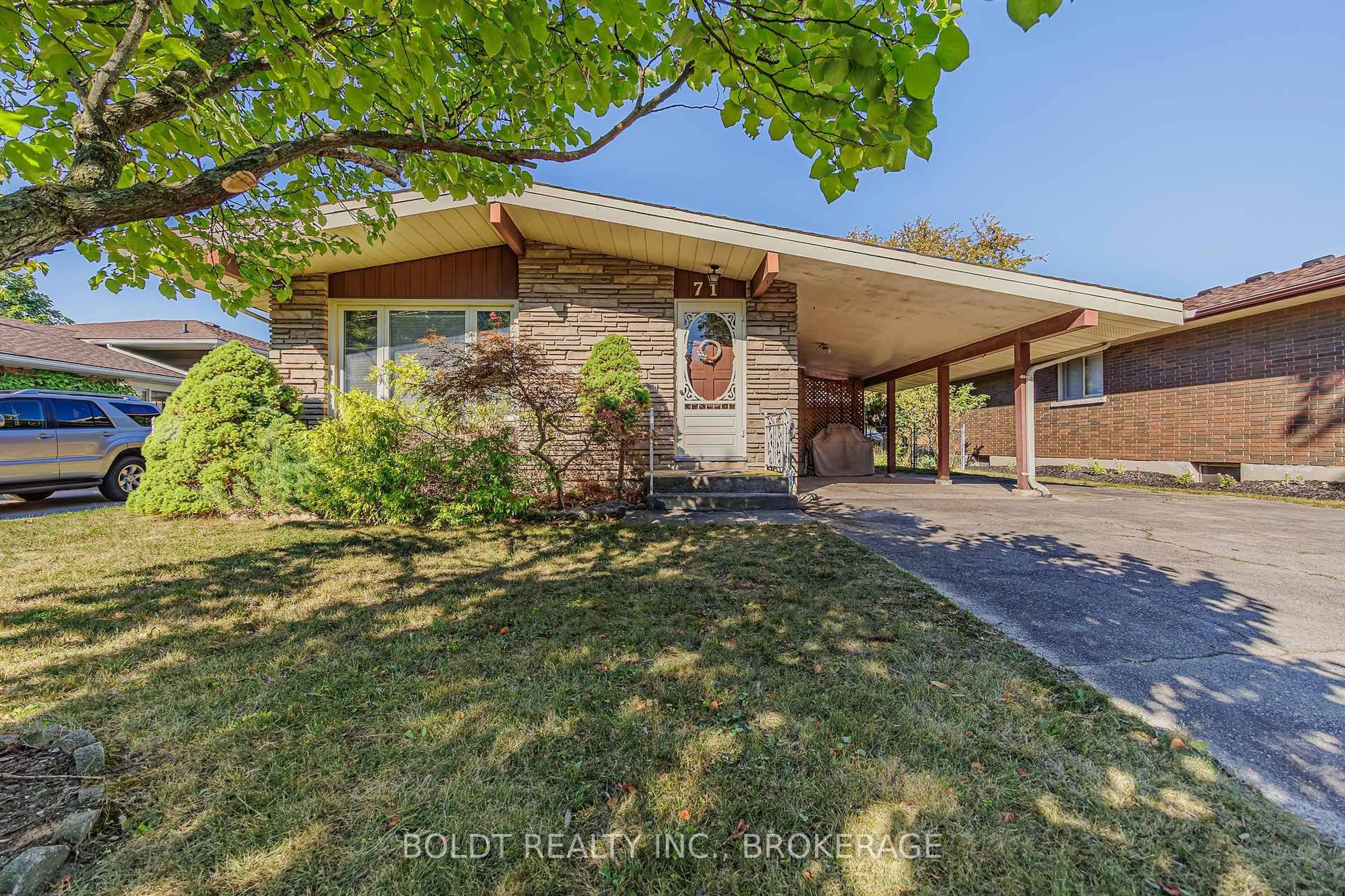 Unknown for 71 Windward St, St. Catharines Ontario L2M 4B9