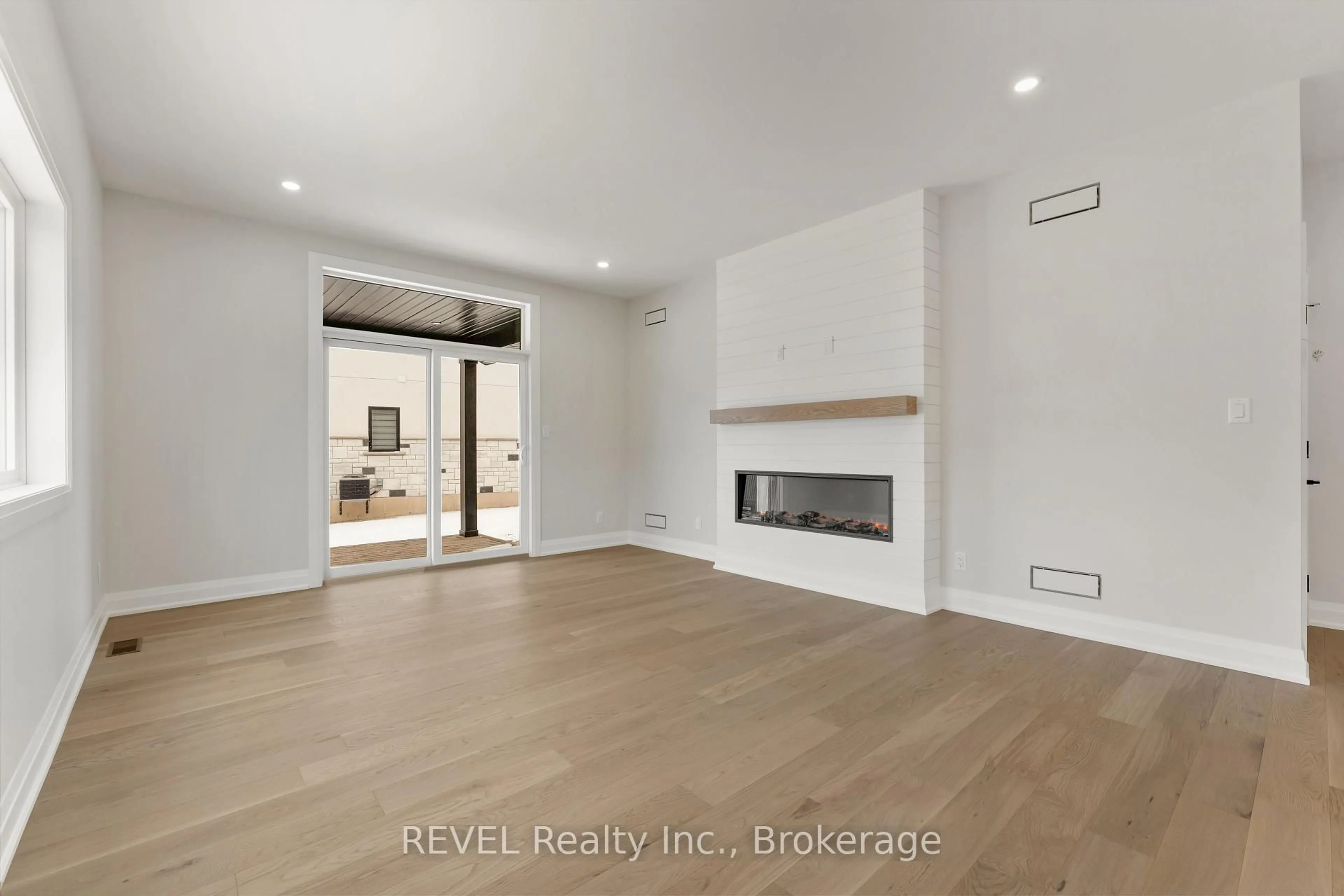 A pic of a room for 1 Elvira Way, Thorold Ontario L2V 0M7