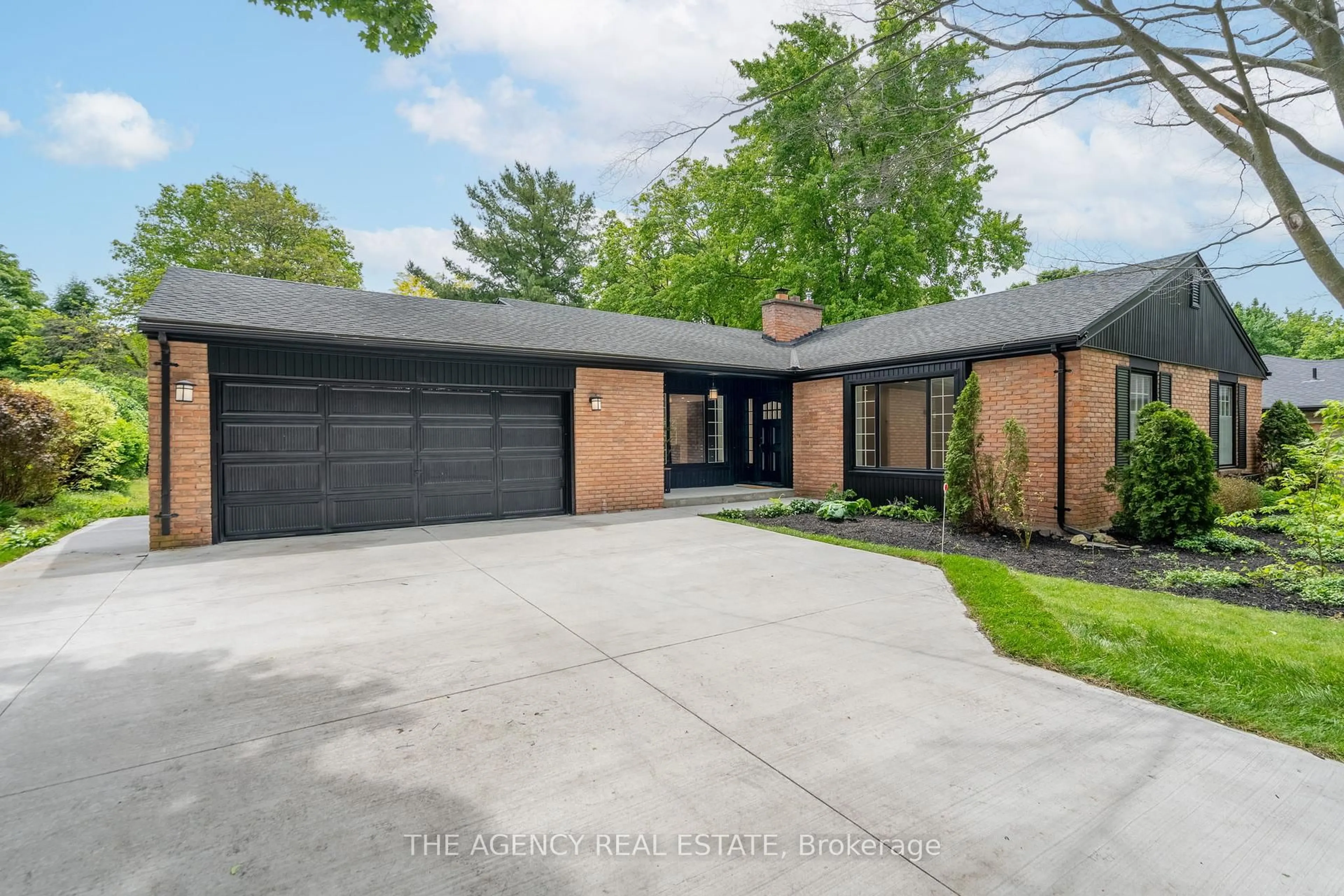 Home with brick exterior material, street for 38 Hunt Village Cres, London North Ontario N6H 4A3