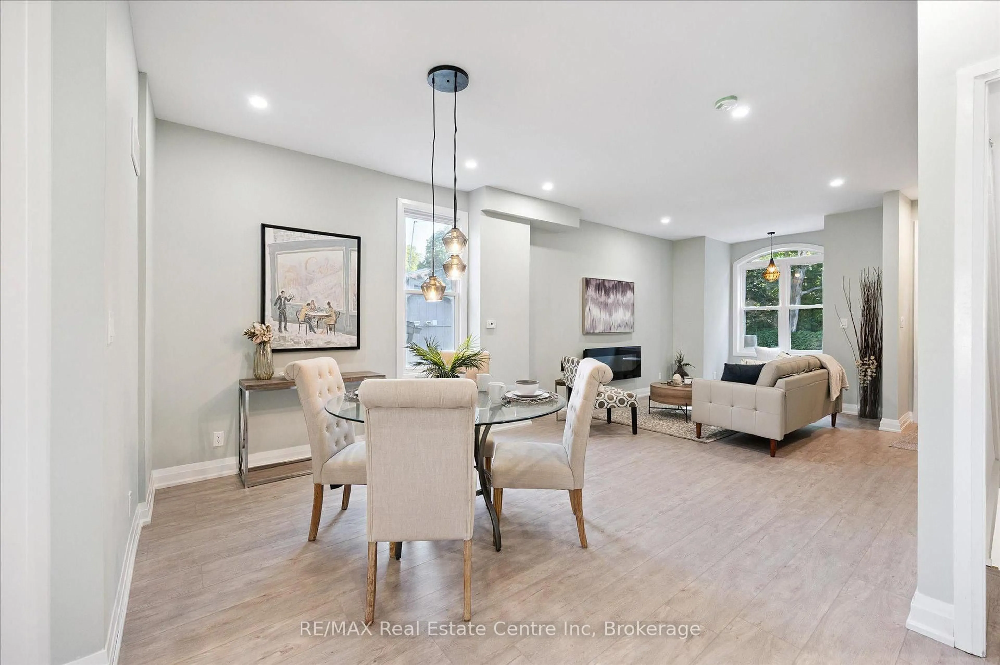 Unknown for 68 Spruce St, Cambridge Ontario N1R 4K3