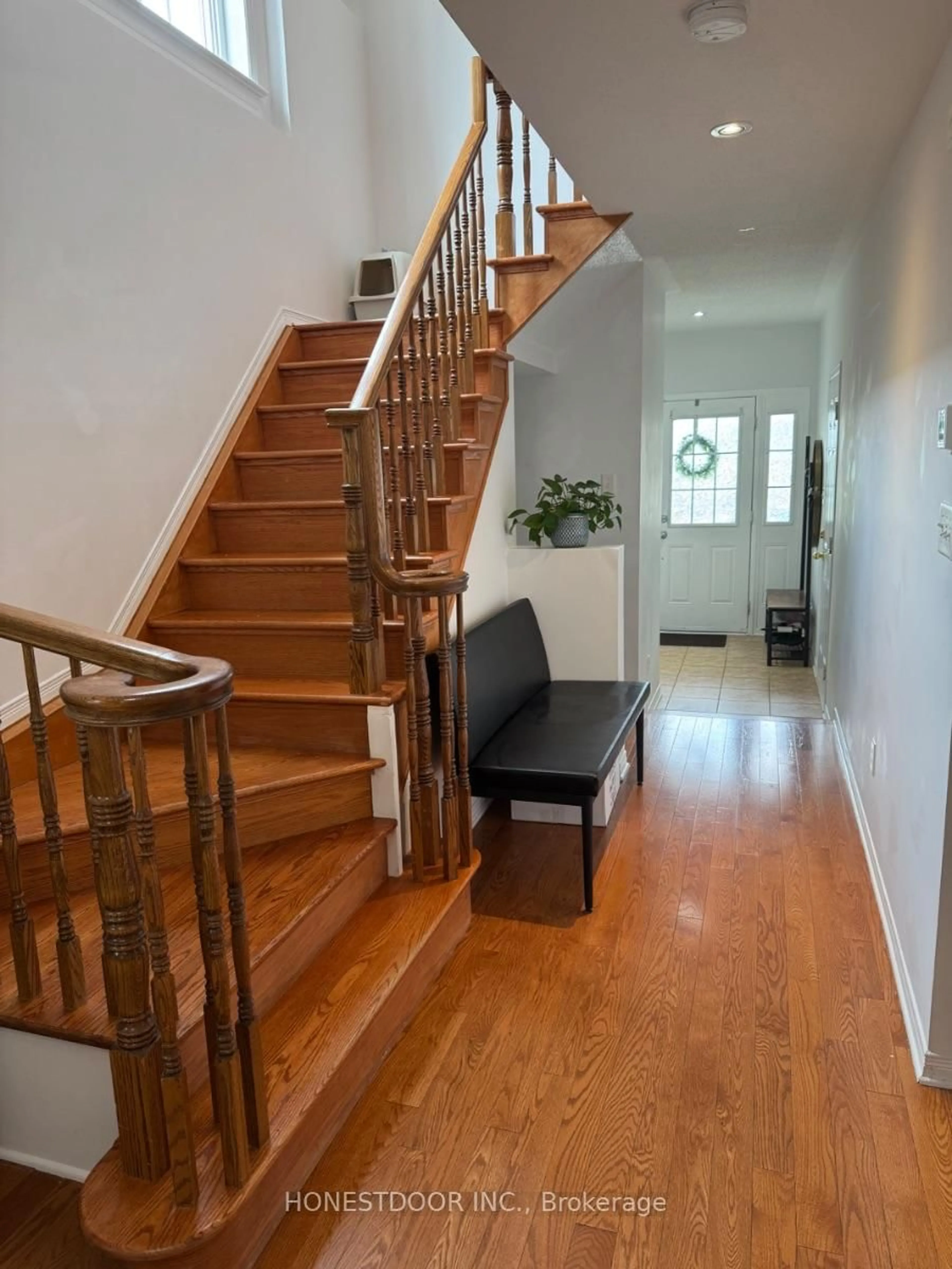 Unknown for 374 Wisteria Cres, Ottawa Ontario K1V 0N9