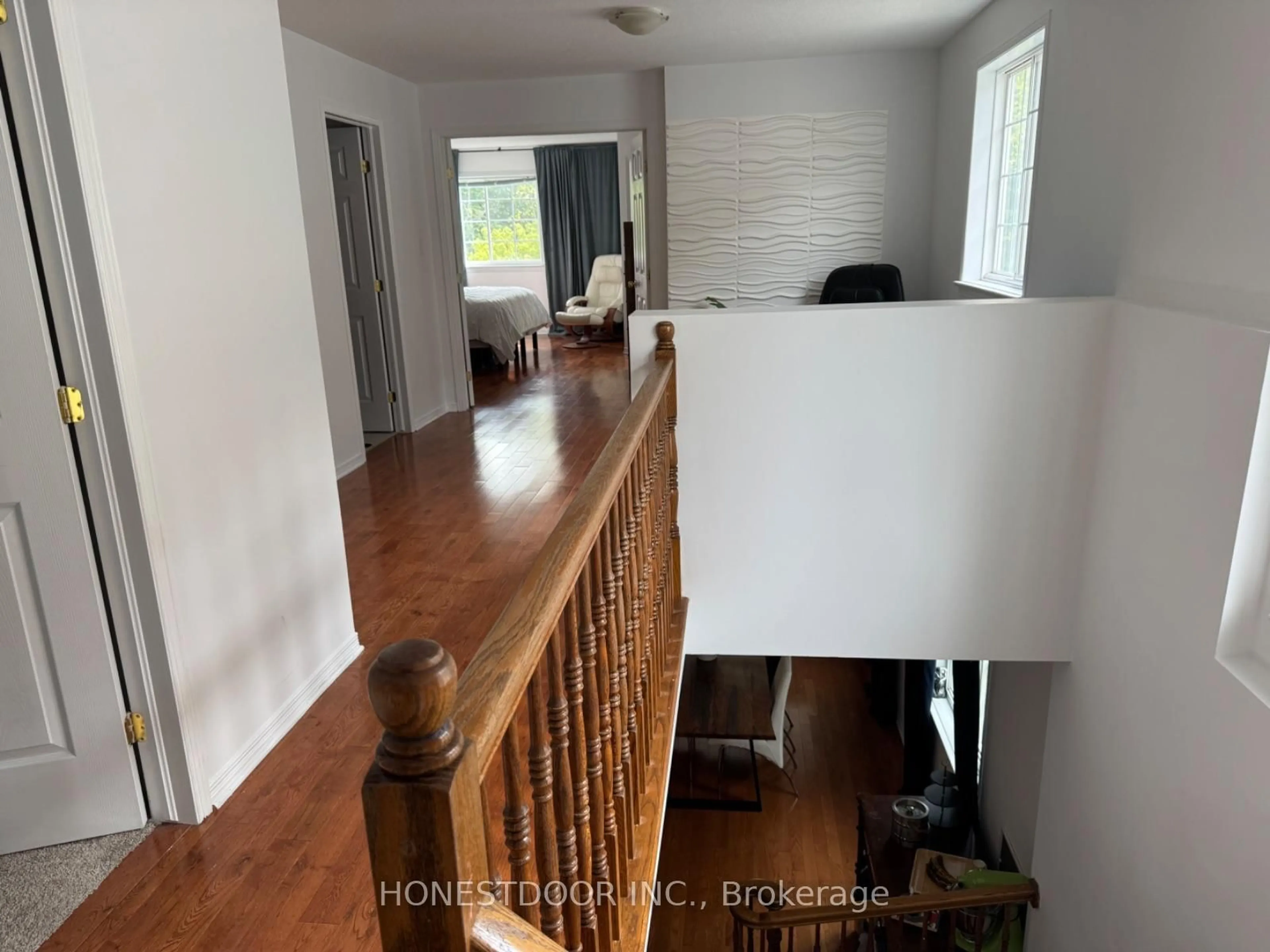 Unknown for 374 Wisteria Cres, Ottawa Ontario K1V 0N9
