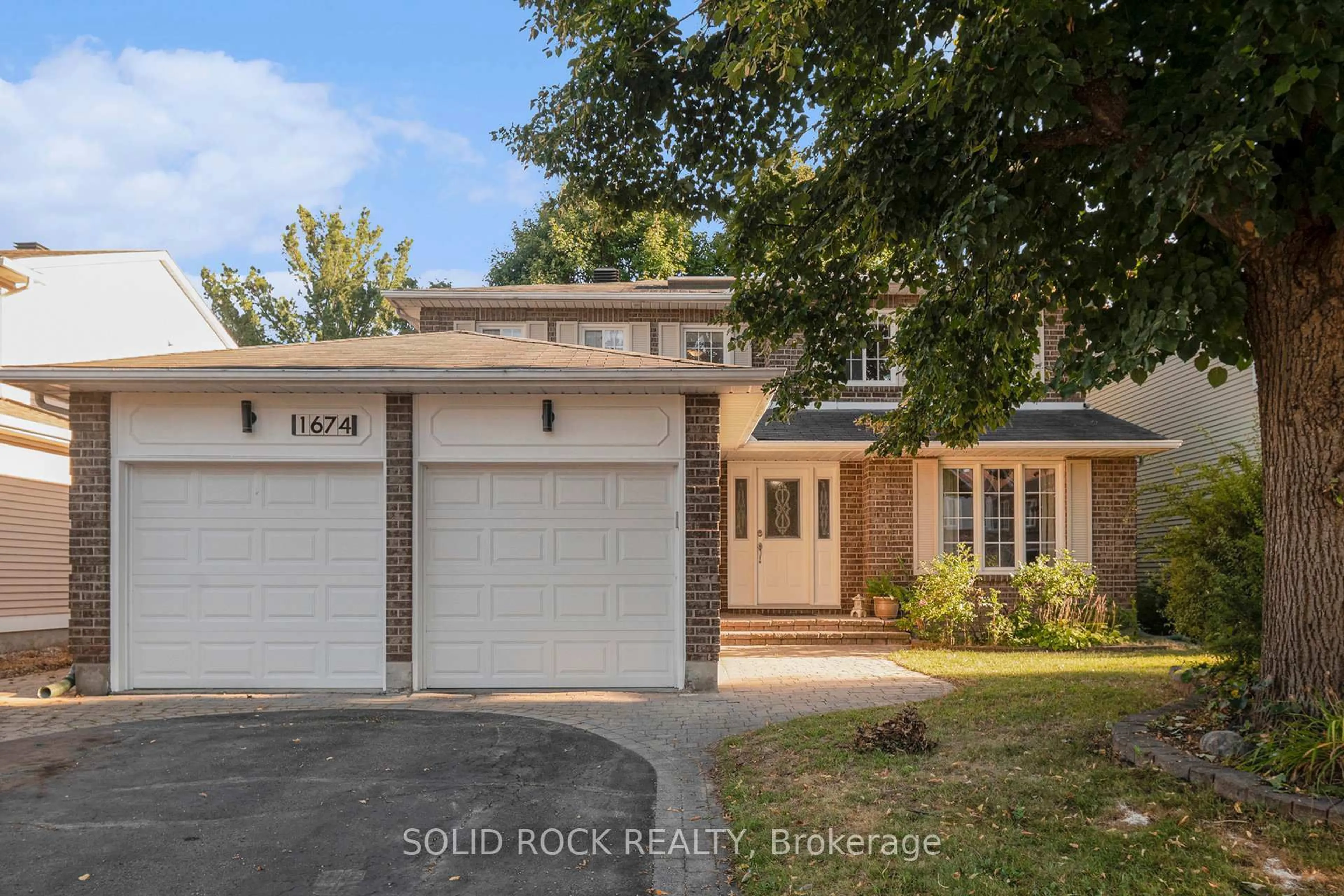 Unknown for 1674 Sansonnet St, Orleans Ontario K1C 5Y6